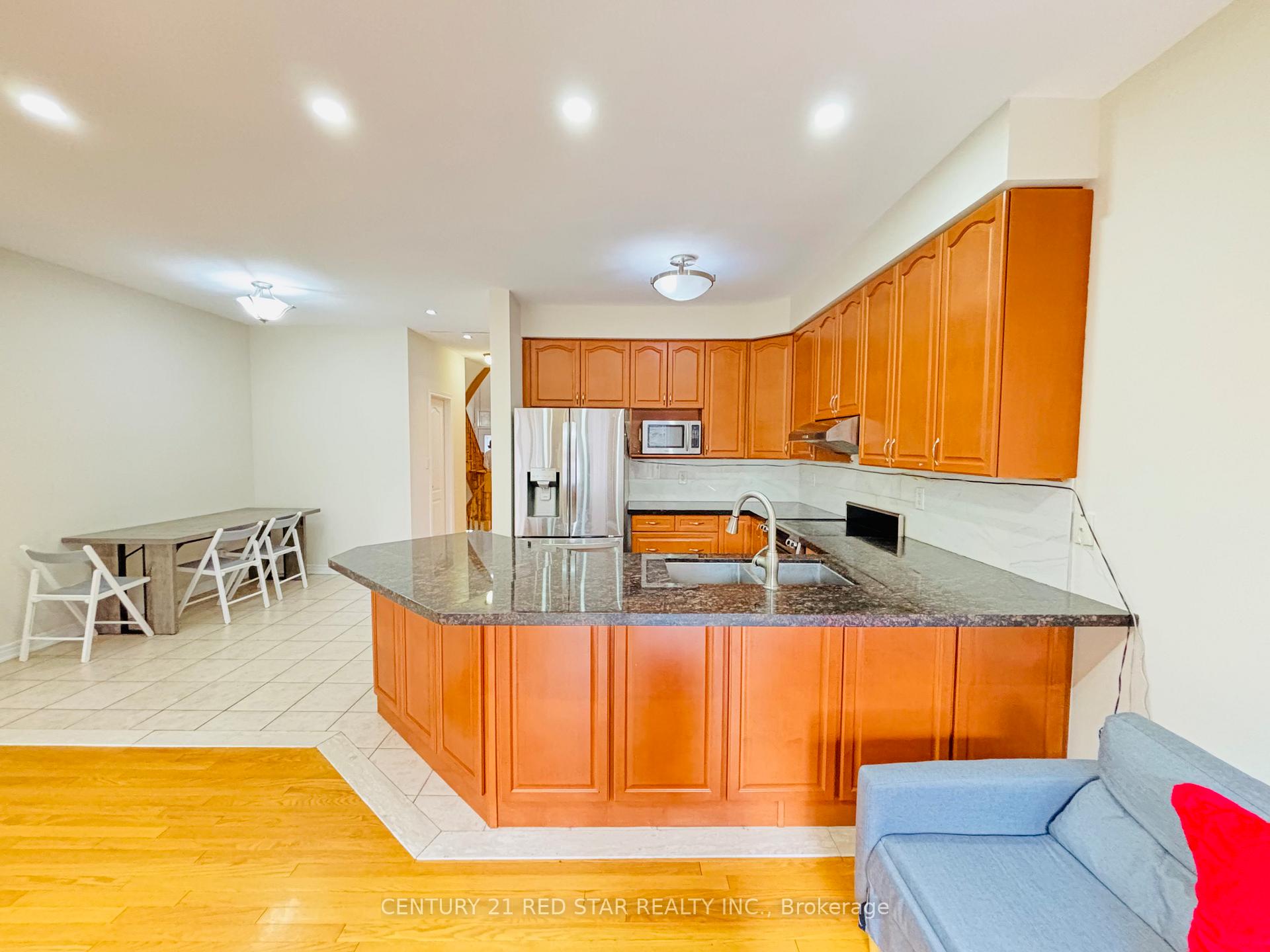 Photo 3 of 2370 Wasaga Drive, Oakville, Joshua Creek — HOMEH