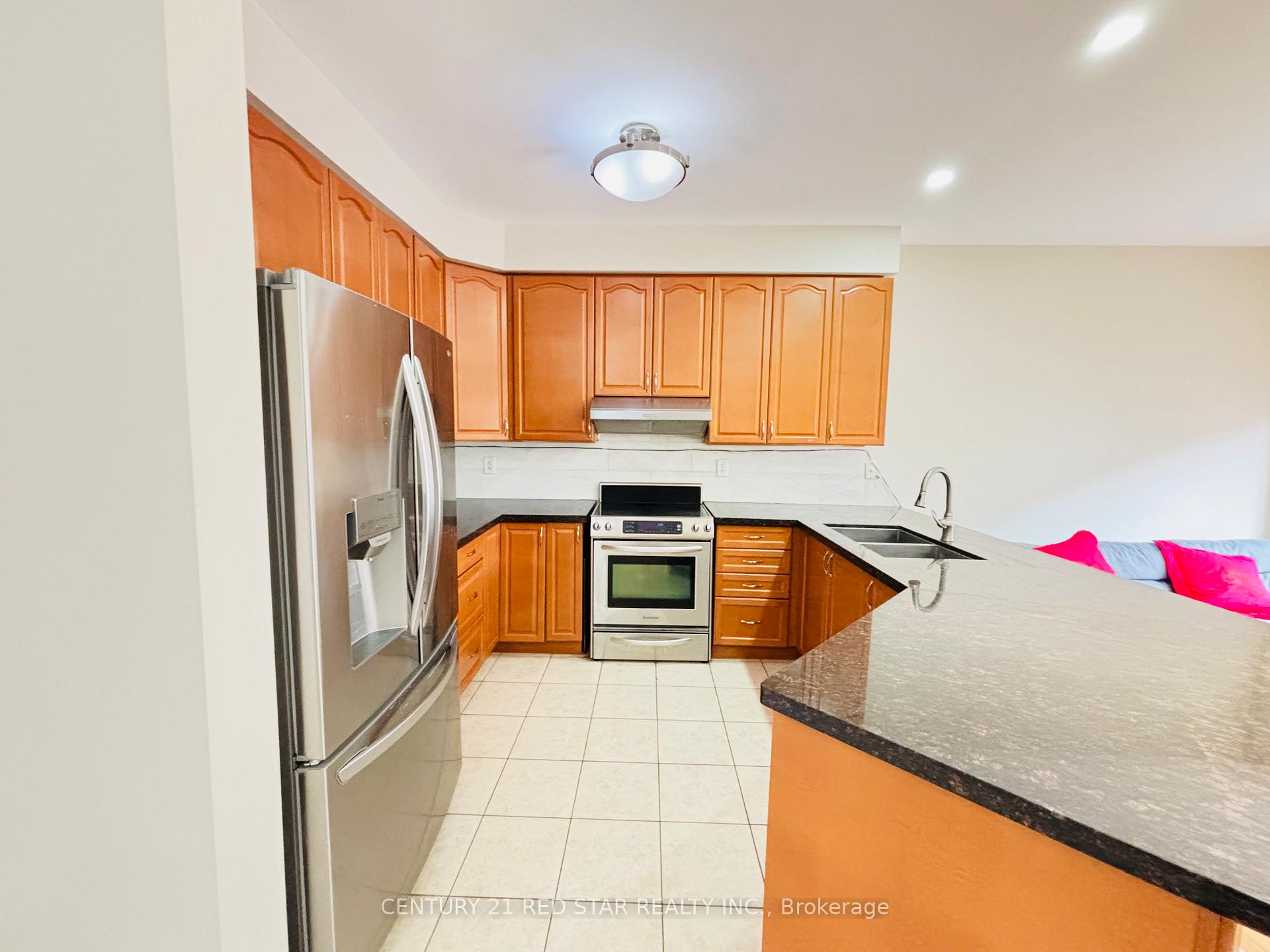 Photo 4 of 2370 Wasaga Drive, Oakville, Joshua Creek — HOMEH