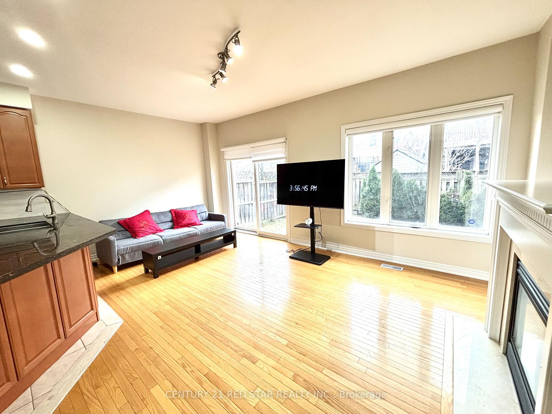 Photo 6 of 2370 Wasaga Drive, Oakville, Joshua Creek — HOMEH