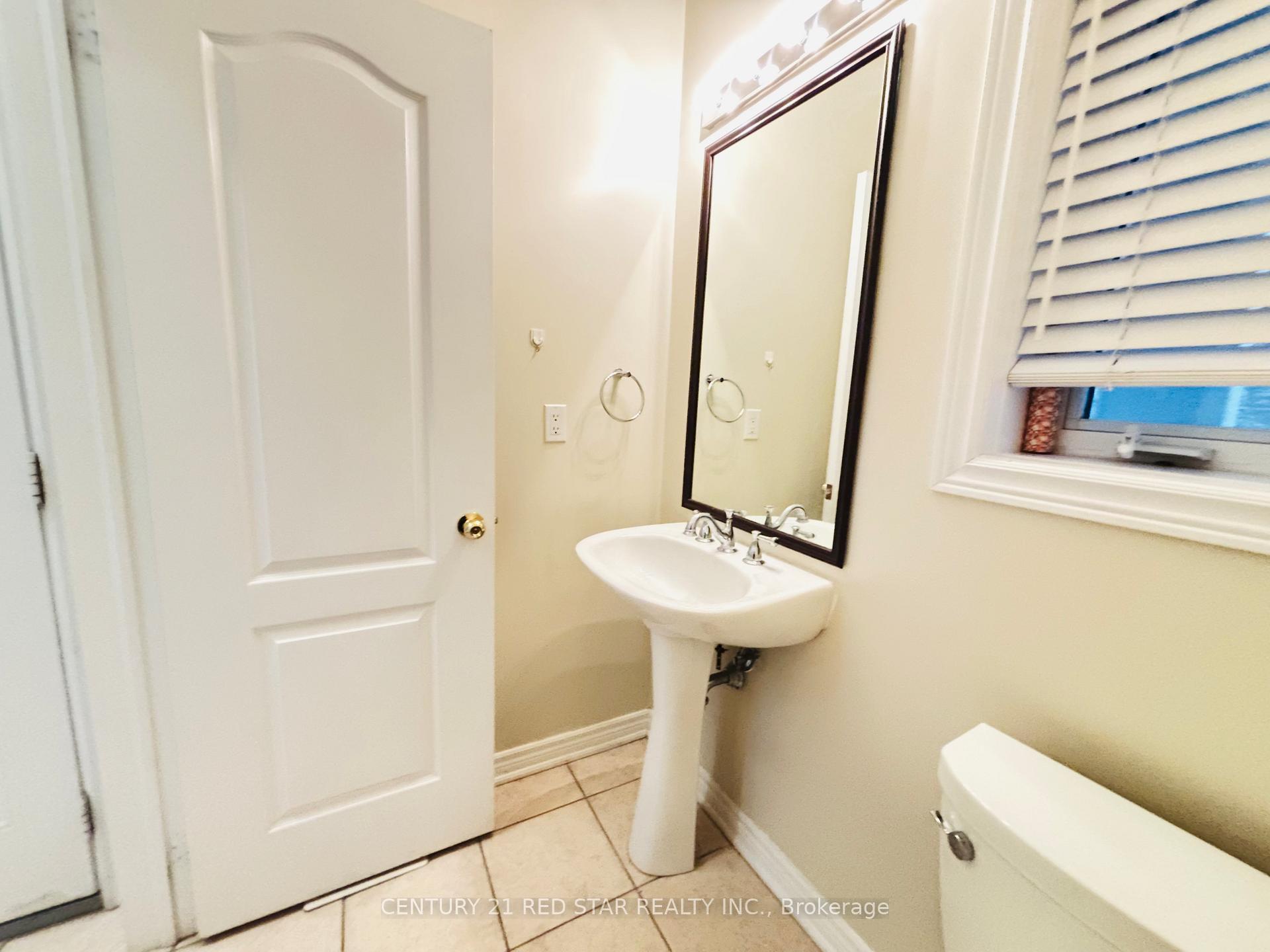 Photo 9 of 2370 Wasaga Drive, Oakville, Joshua Creek — HOMEH
