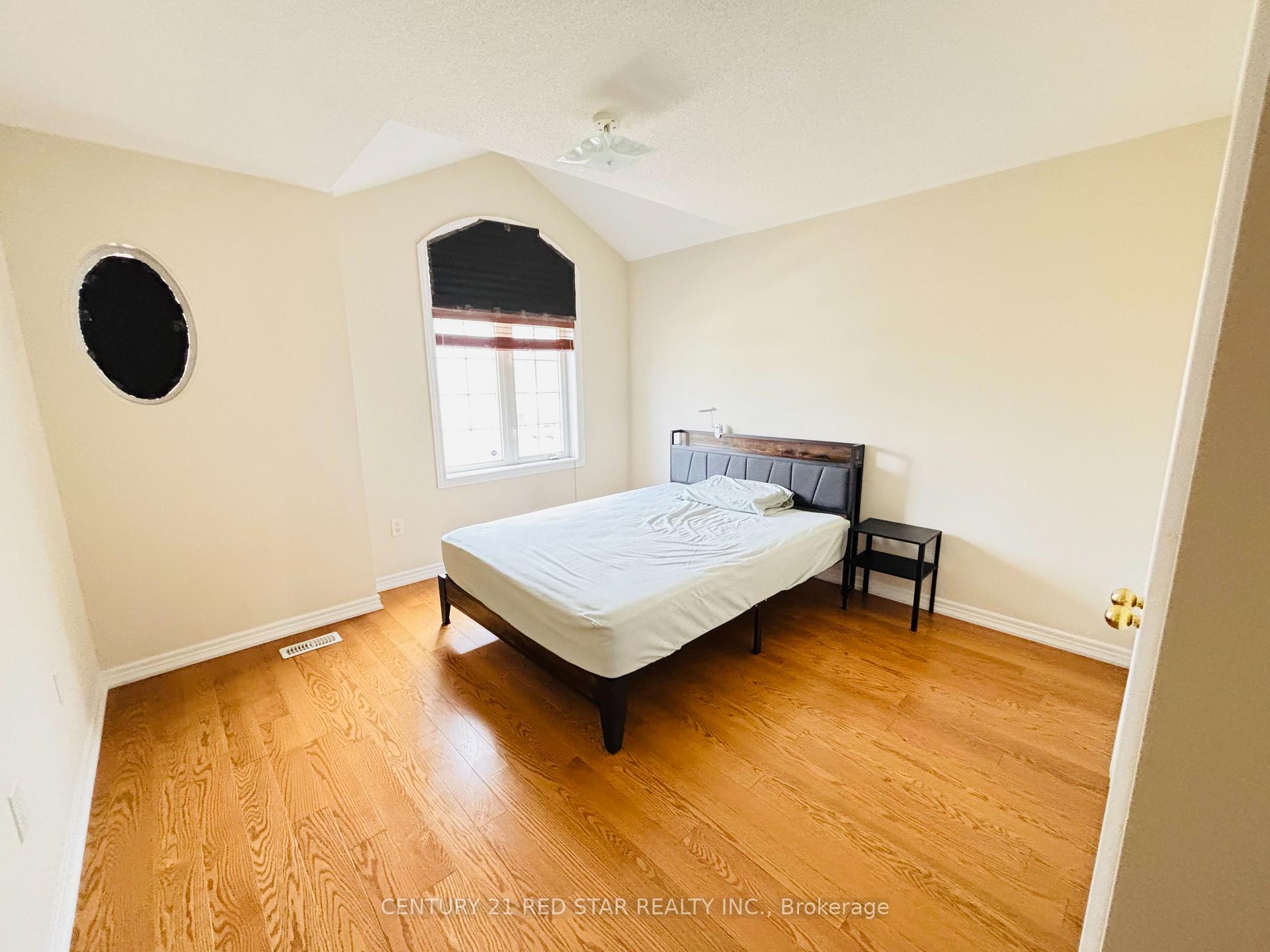 Photo 10 of 2370 Wasaga Drive, Oakville, Joshua Creek — HOMEH