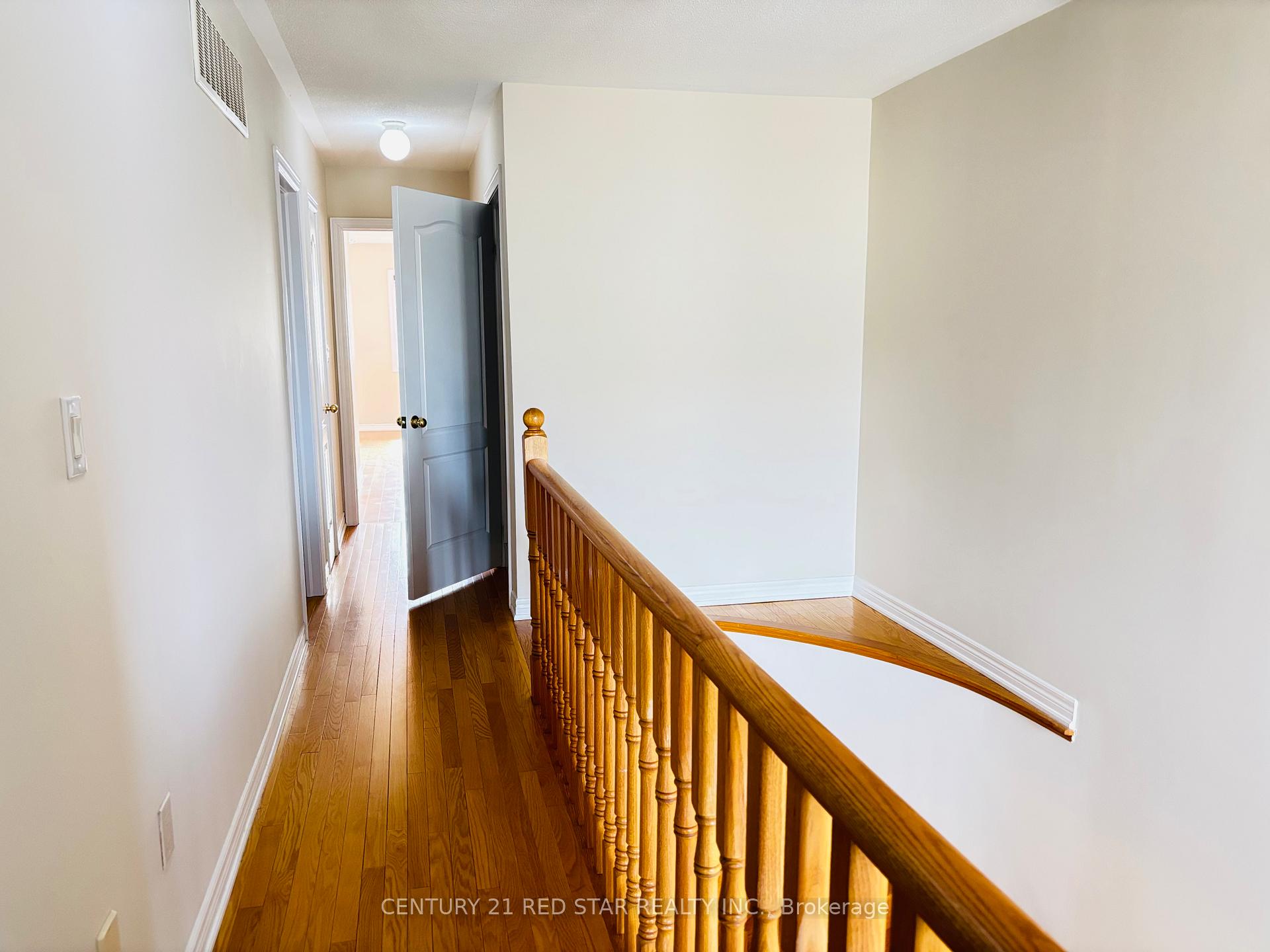 Photo 14 of 2370 Wasaga Drive, Oakville, Joshua Creek — HOMEH
