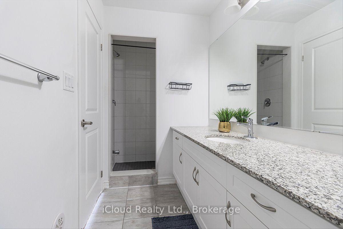 Photo 94 of 158 Keppel Circle, Brampton, Northwest Brampton — HOMEH