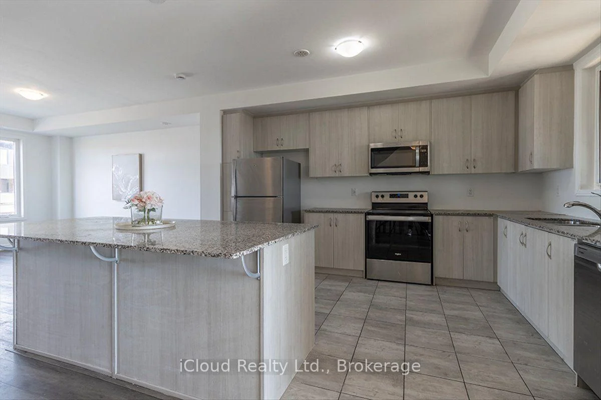 Photo 27 of 158 Keppel Circle, Brampton, Northwest Brampton — HOMEH