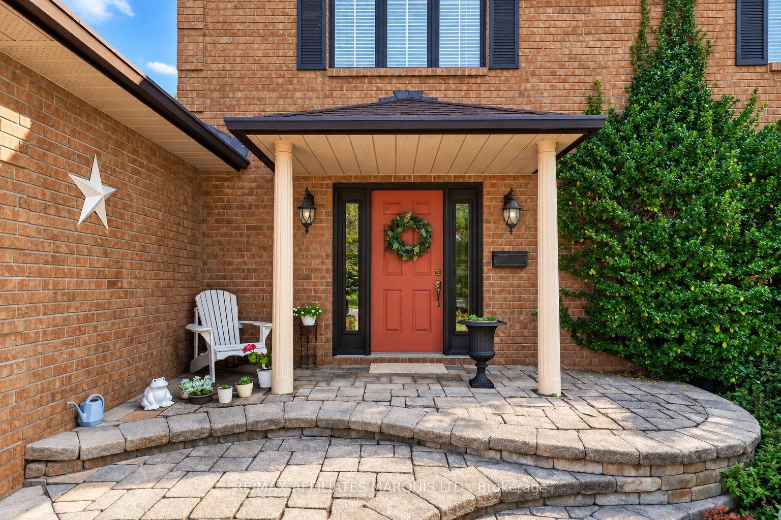 Photo 3 of 1704 Blakely Drive, Cornwall, Cornwall — HOMEH