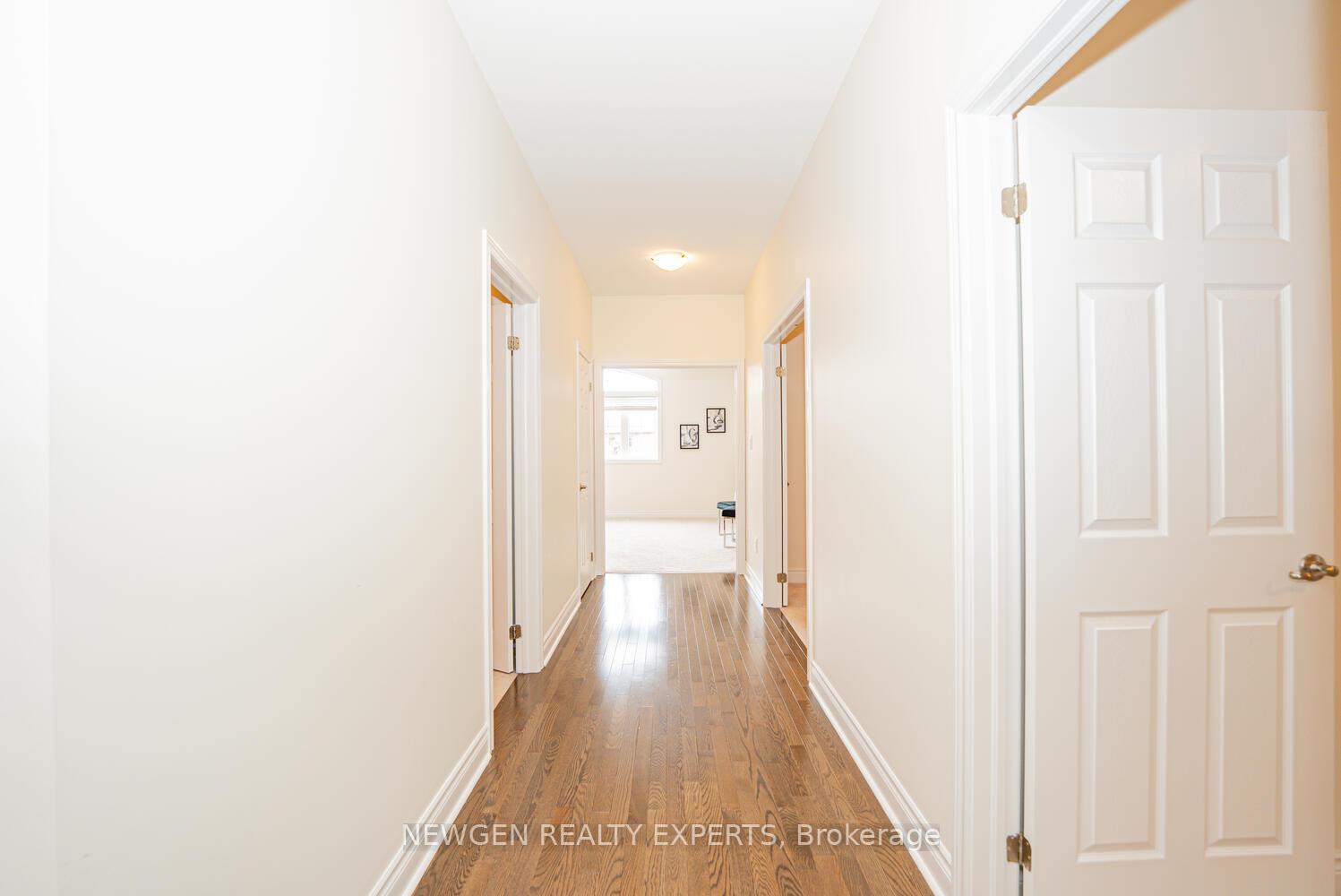 Photo 23 of 17 Monarch Drive, Halton Hills, Georgetown — HOMEH