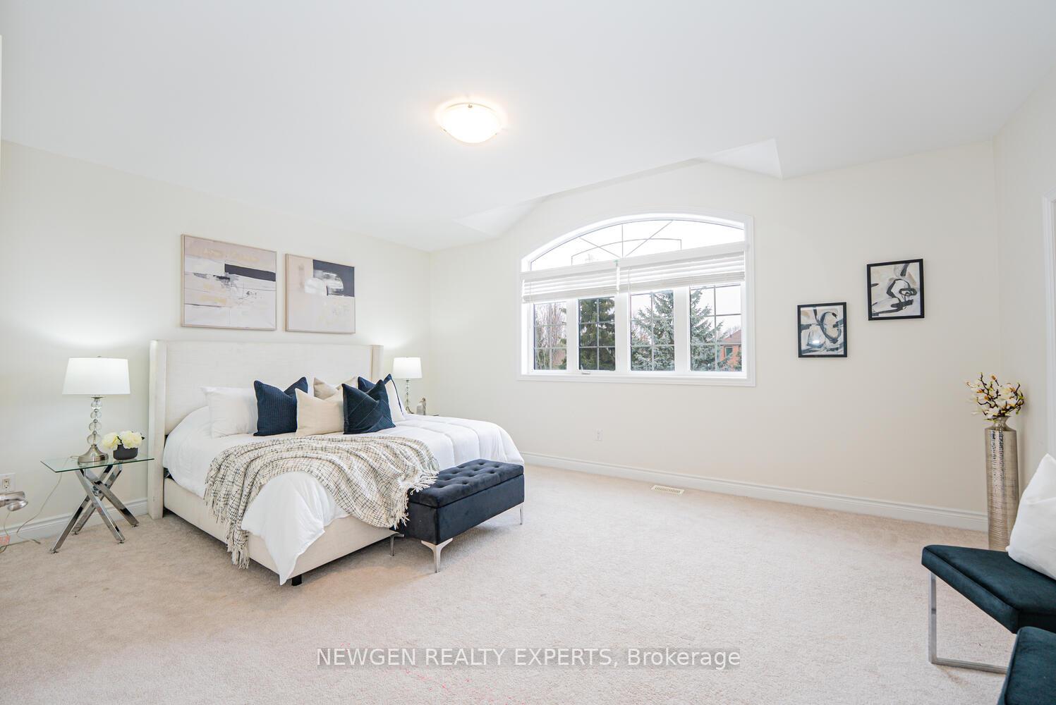 Photo 24 of 17 Monarch Drive, Halton Hills, Georgetown — HOMEH
