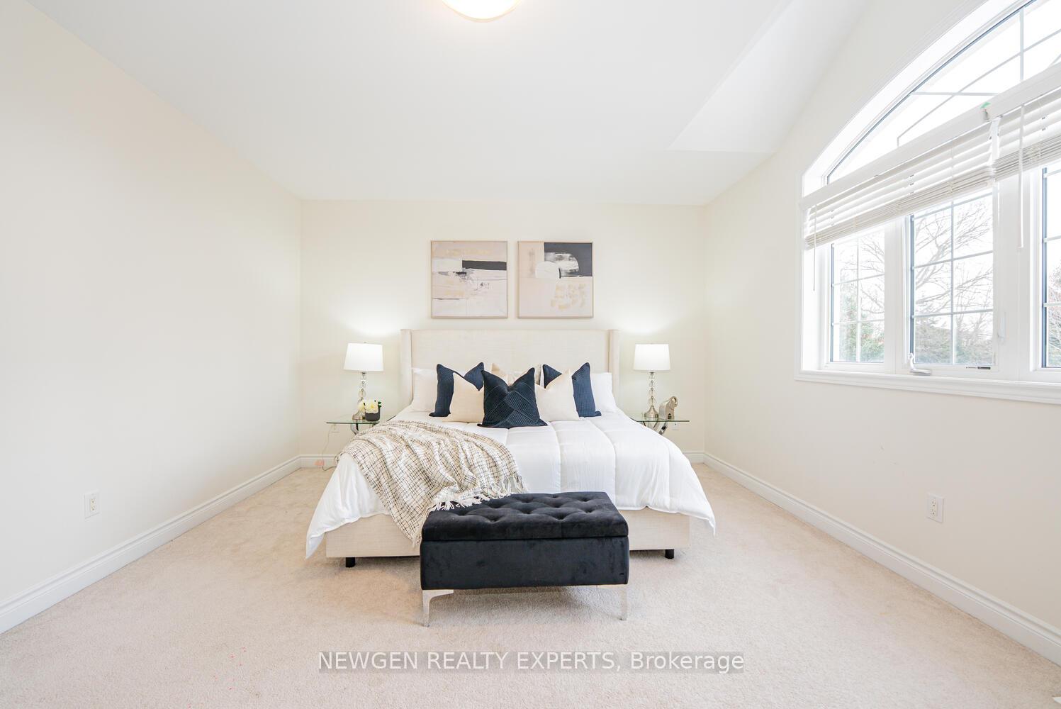 Photo 25 of 17 Monarch Drive, Halton Hills, Georgetown — HOMEH