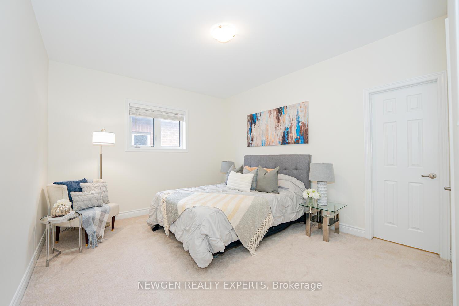 Photo 34 of 17 Monarch Drive, Halton Hills, Georgetown — HOMEH