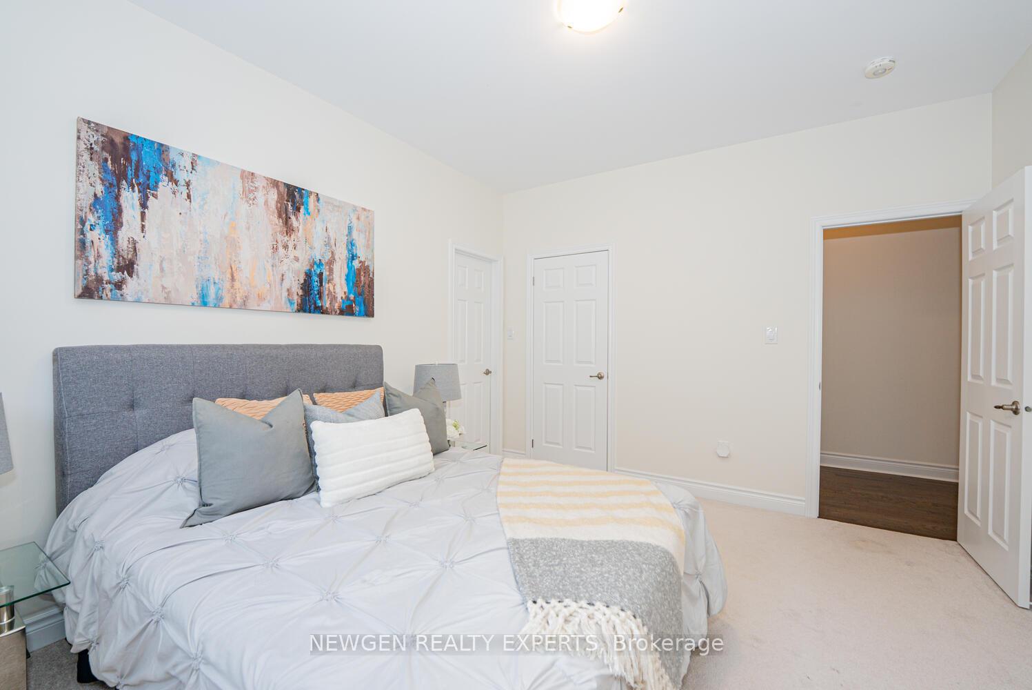 Photo 35 of 17 Monarch Drive, Halton Hills, Georgetown — HOMEH