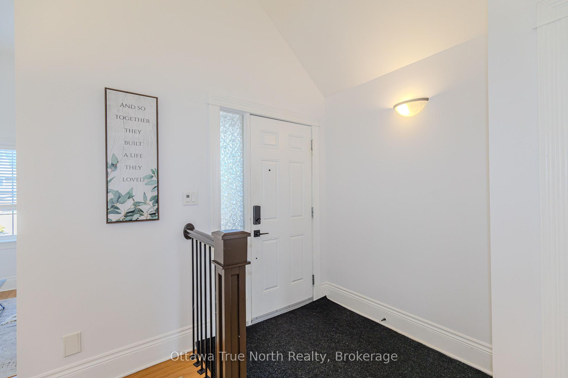 Photo 2 of 83 Leacock Drive, Ottawa, Kanata - Beaverbrook — HOMEH