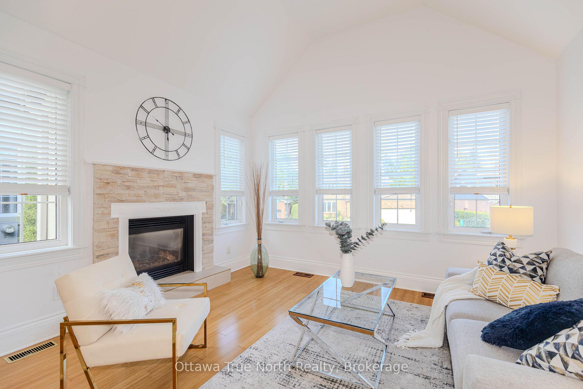 Photo 10 of 83 Leacock Drive, Ottawa, Kanata - Beaverbrook — HOMEH