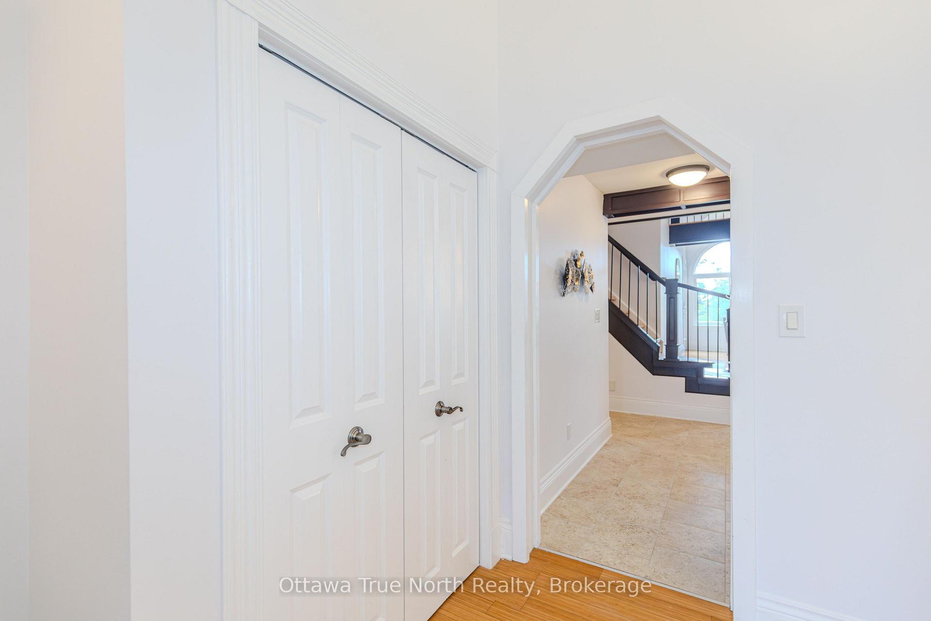 Photo 12 of 83 Leacock Drive, Ottawa, Kanata - Beaverbrook — HOMEH
