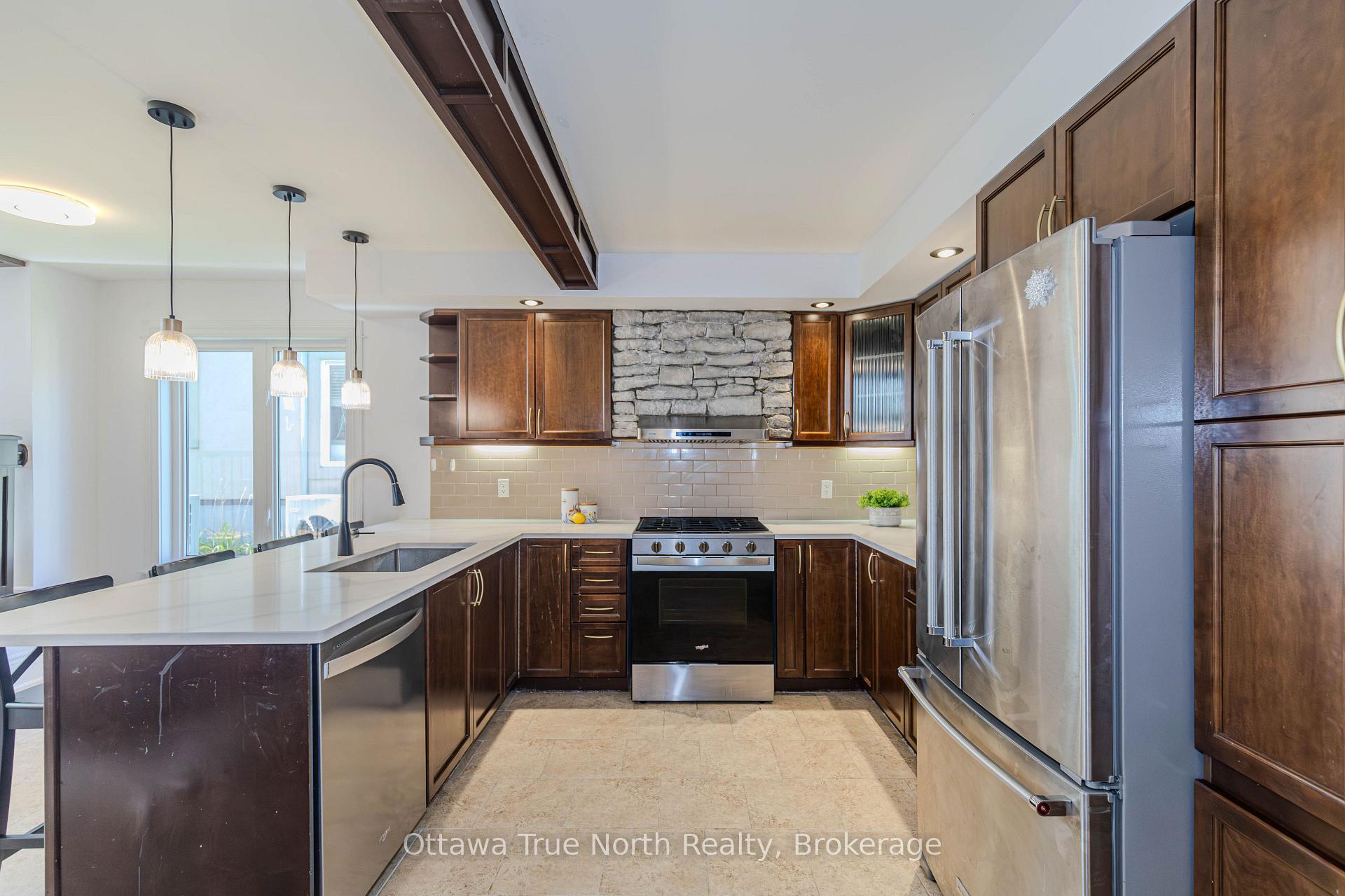 Photo 20 of 83 Leacock Drive, Ottawa, Kanata - Beaverbrook — HOMEH