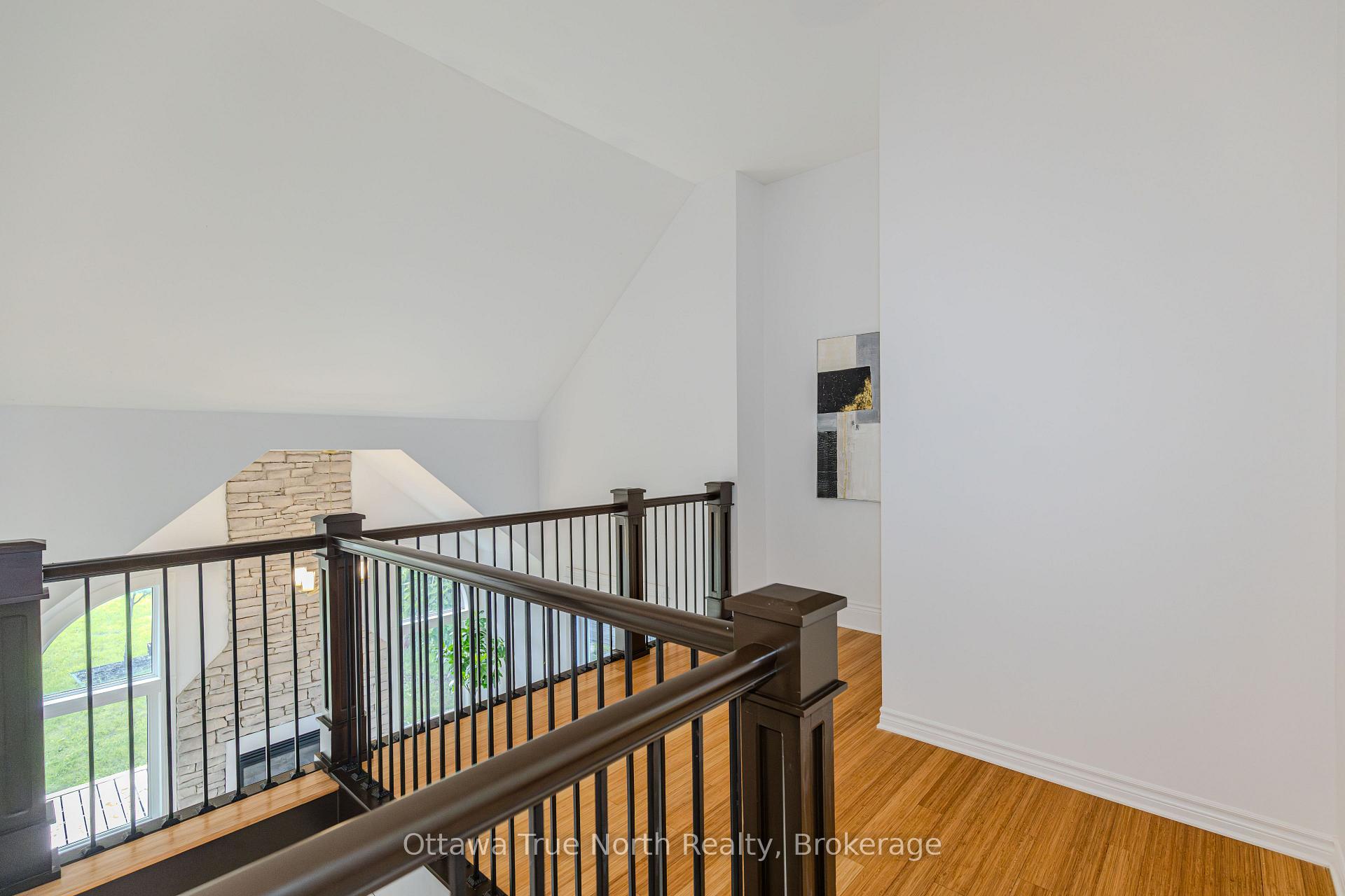 Photo 33 of 83 Leacock Drive, Ottawa, Kanata - Beaverbrook — HOMEH