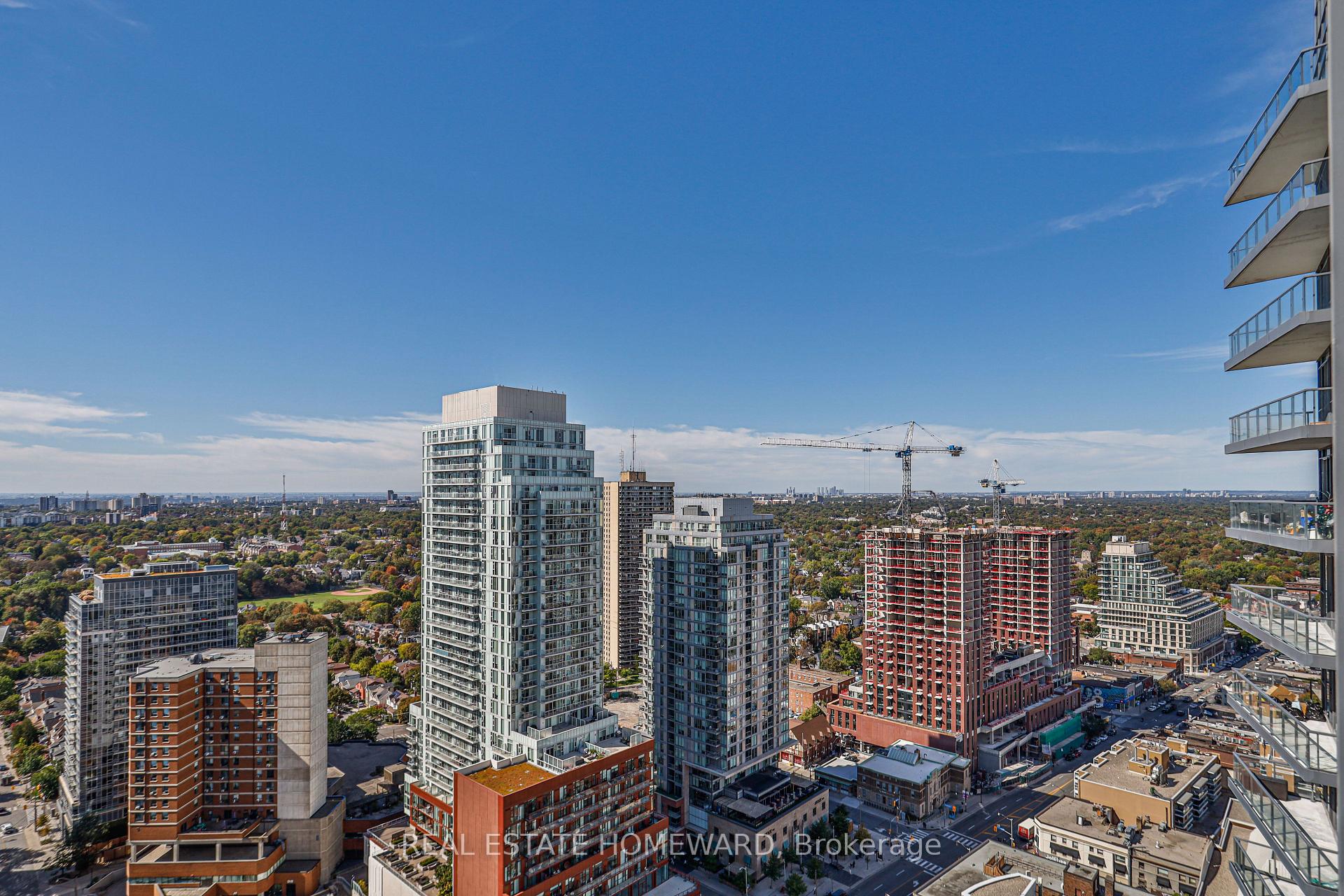 Photo 4 of Unit 3102, 30 Roehampton Avenue, Toronto, Mount Pleasant West — HOMEH