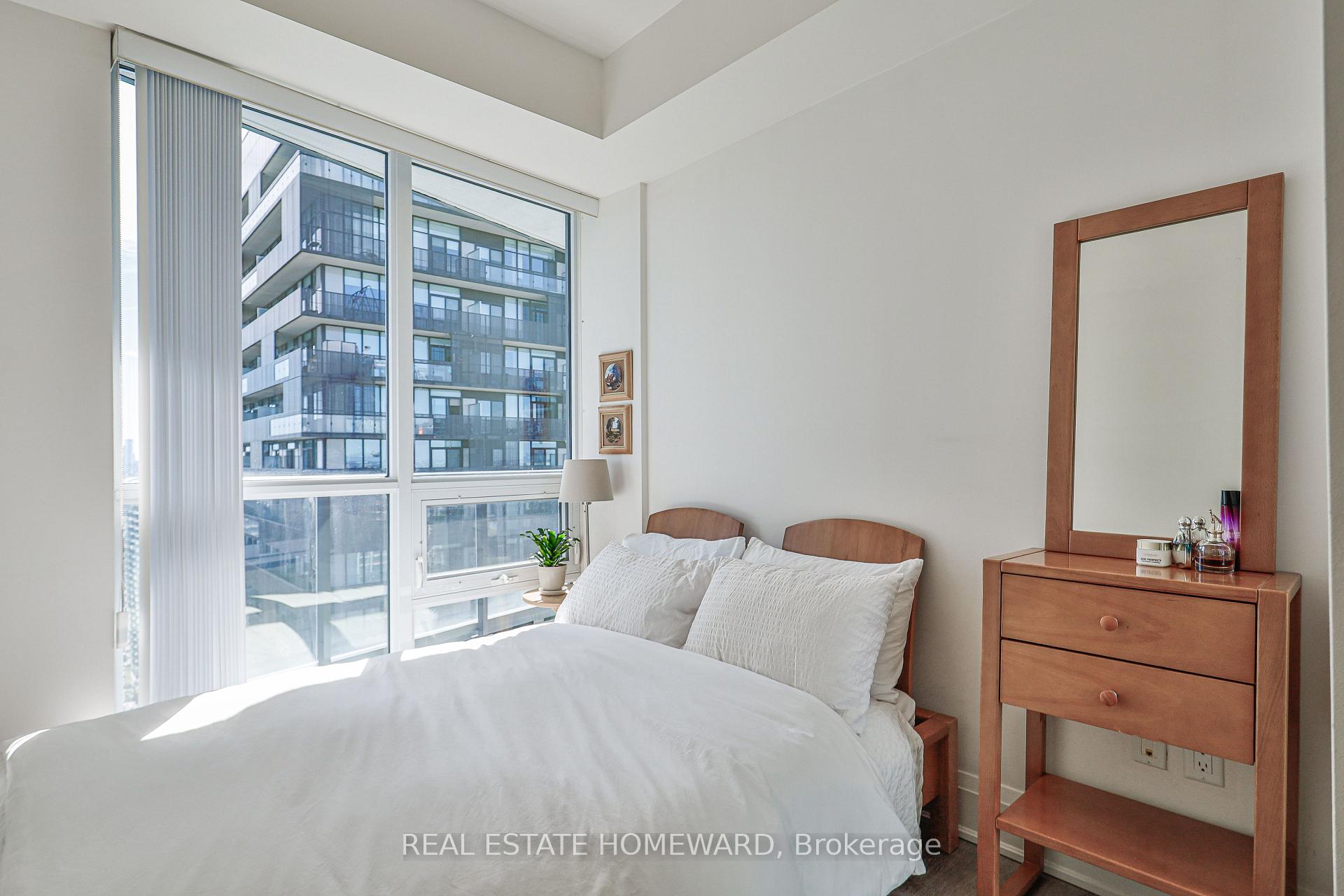 Photo 10 of Unit 3102, 30 Roehampton Avenue, Toronto, Mount Pleasant West — HOMEH