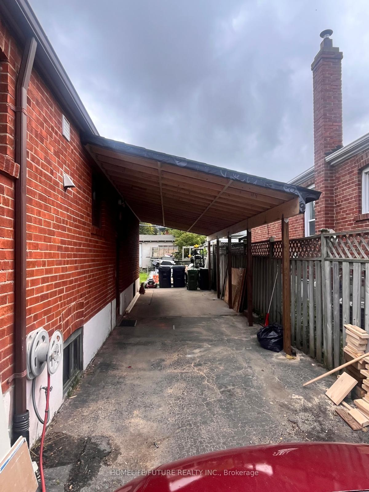 Photo 2 of Unit Bsmt, 229 Flora Drive, Scarborough, Dorset Park — HOMEH