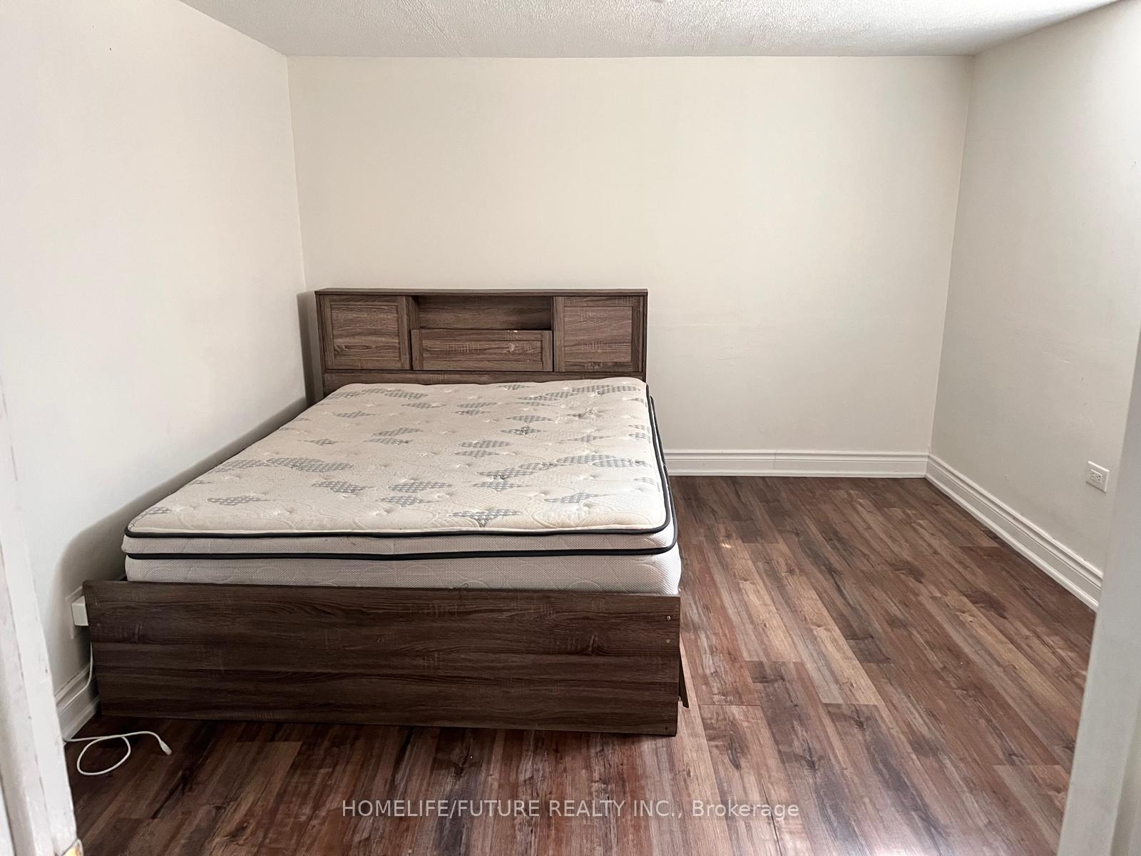 Photo 4 of Unit Bsmt, 229 Flora Drive, Scarborough, Dorset Park — HOMEH
