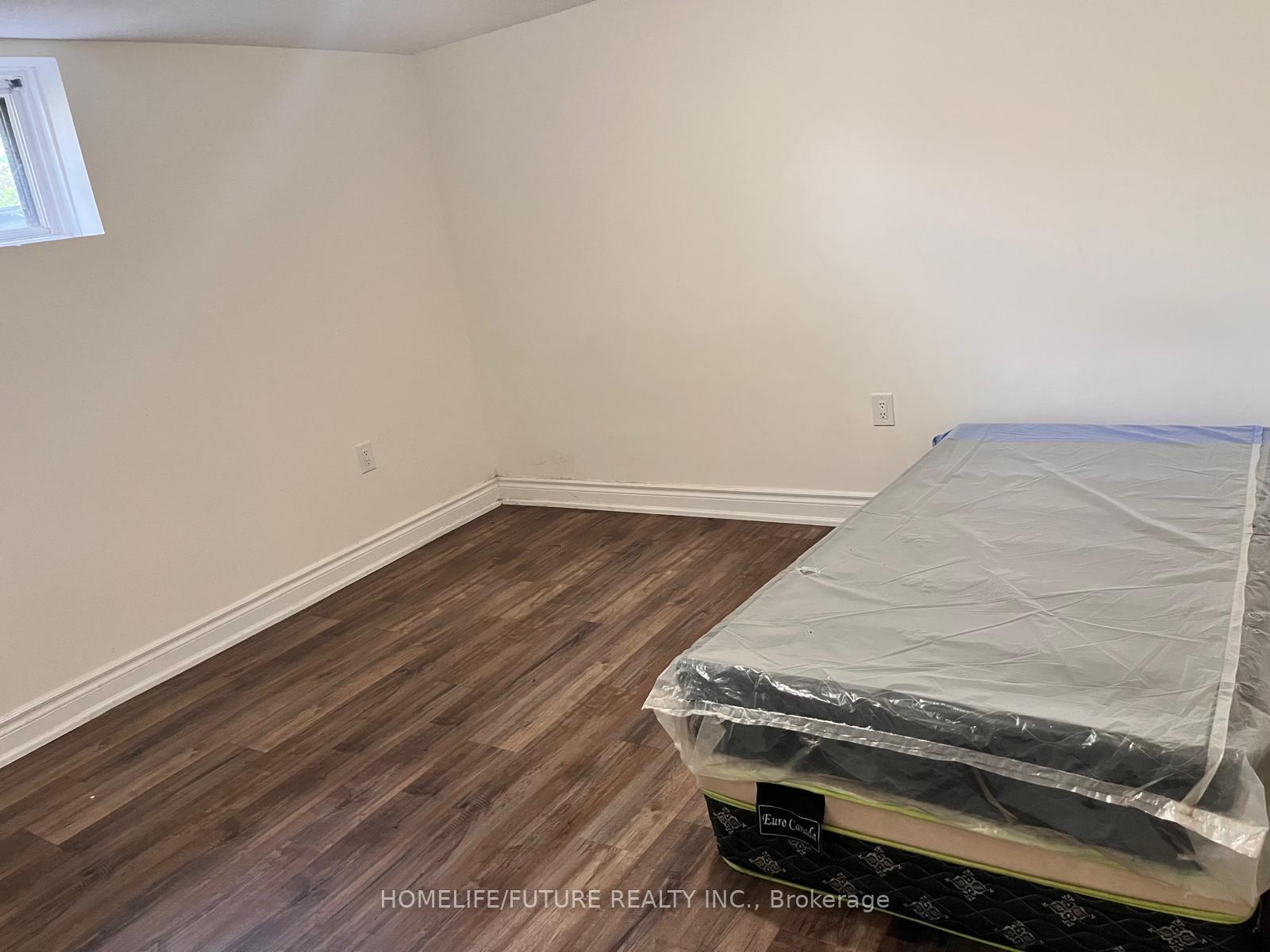 Photo 5 of Unit Bsmt, 229 Flora Drive, Scarborough, Dorset Park — HOMEH