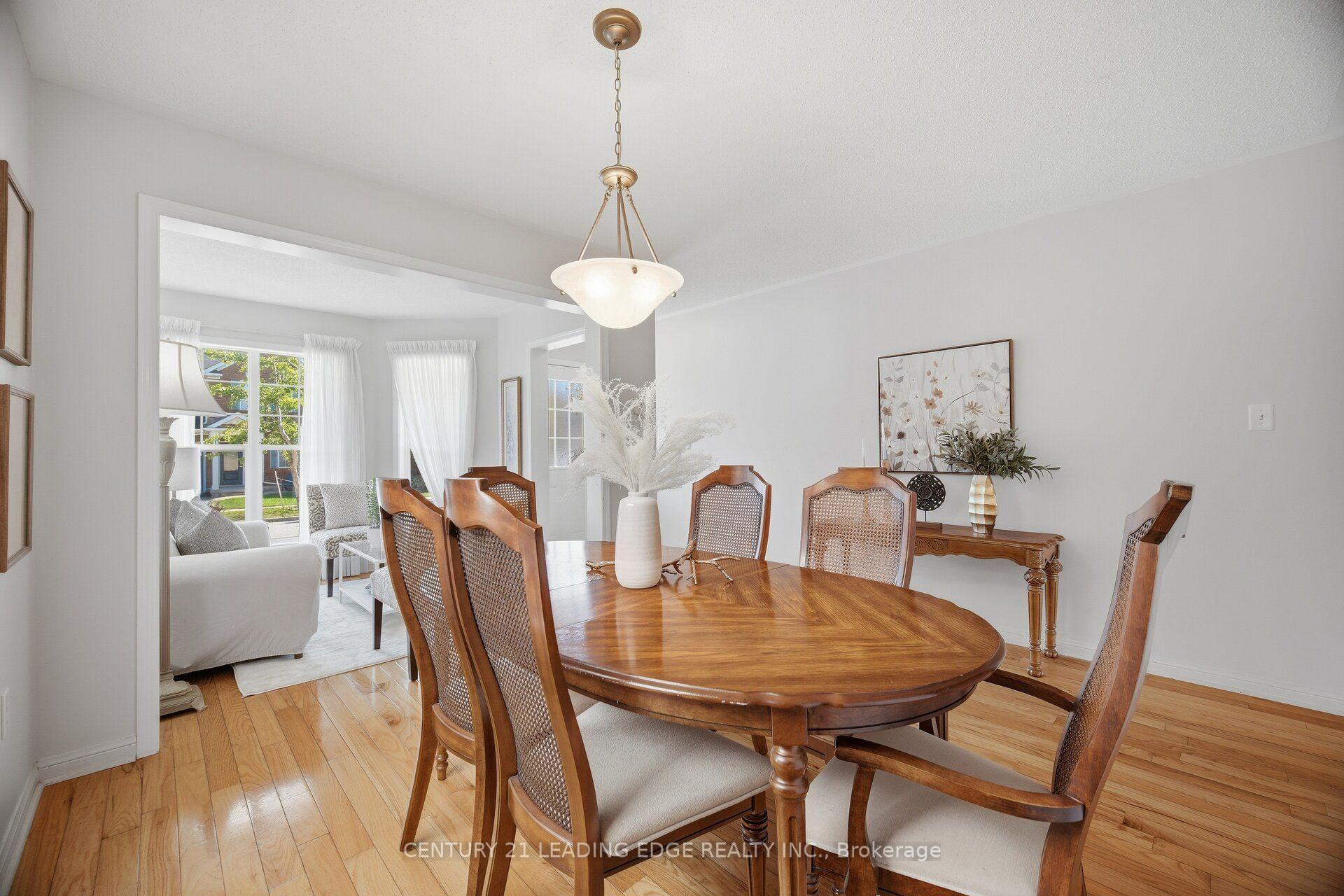 Photo 1 of 4079 Gunby Crescent, Burlington, Alton — HOMEH