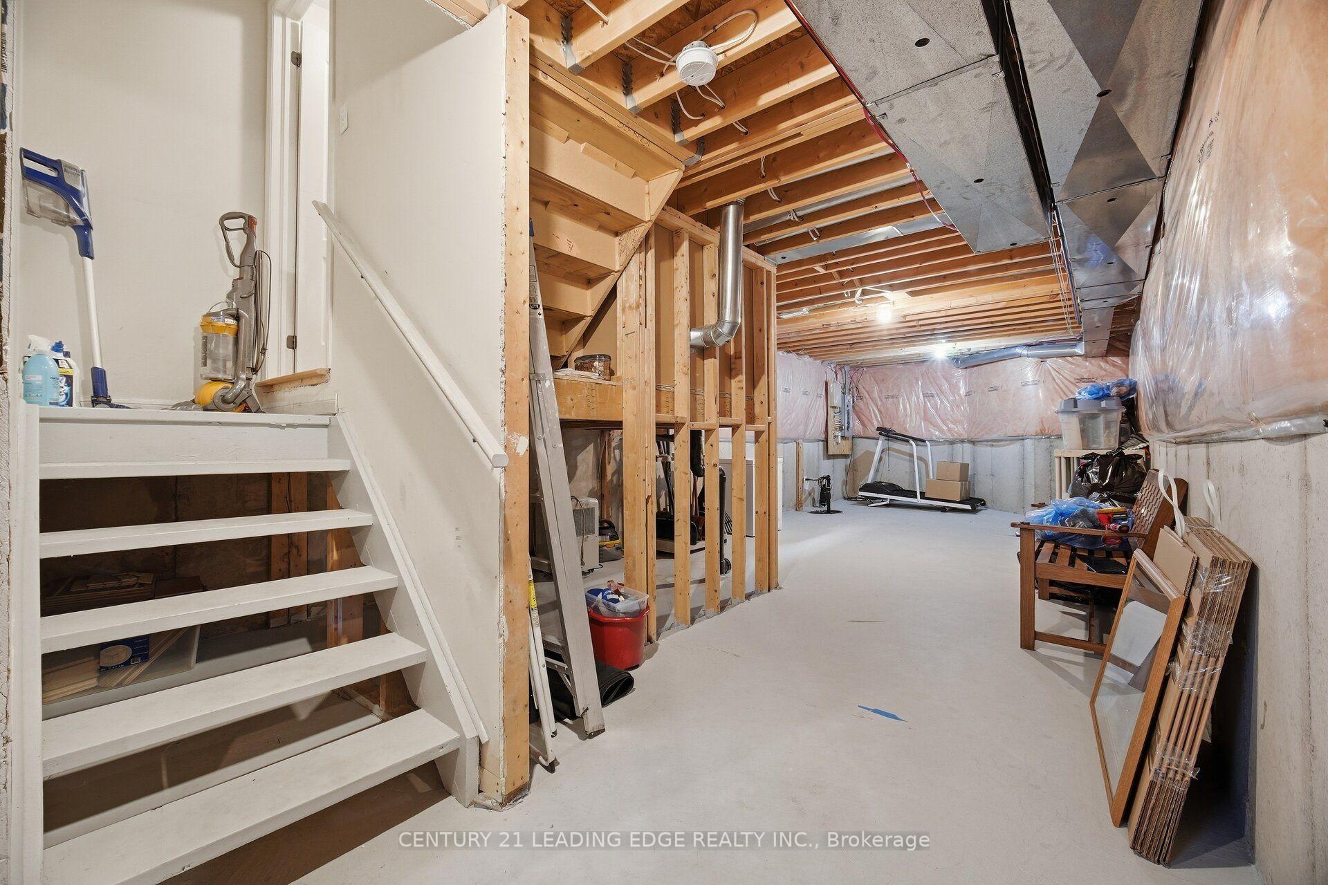 Photo 9 of 4079 Gunby Crescent, Burlington, Alton — HOMEH