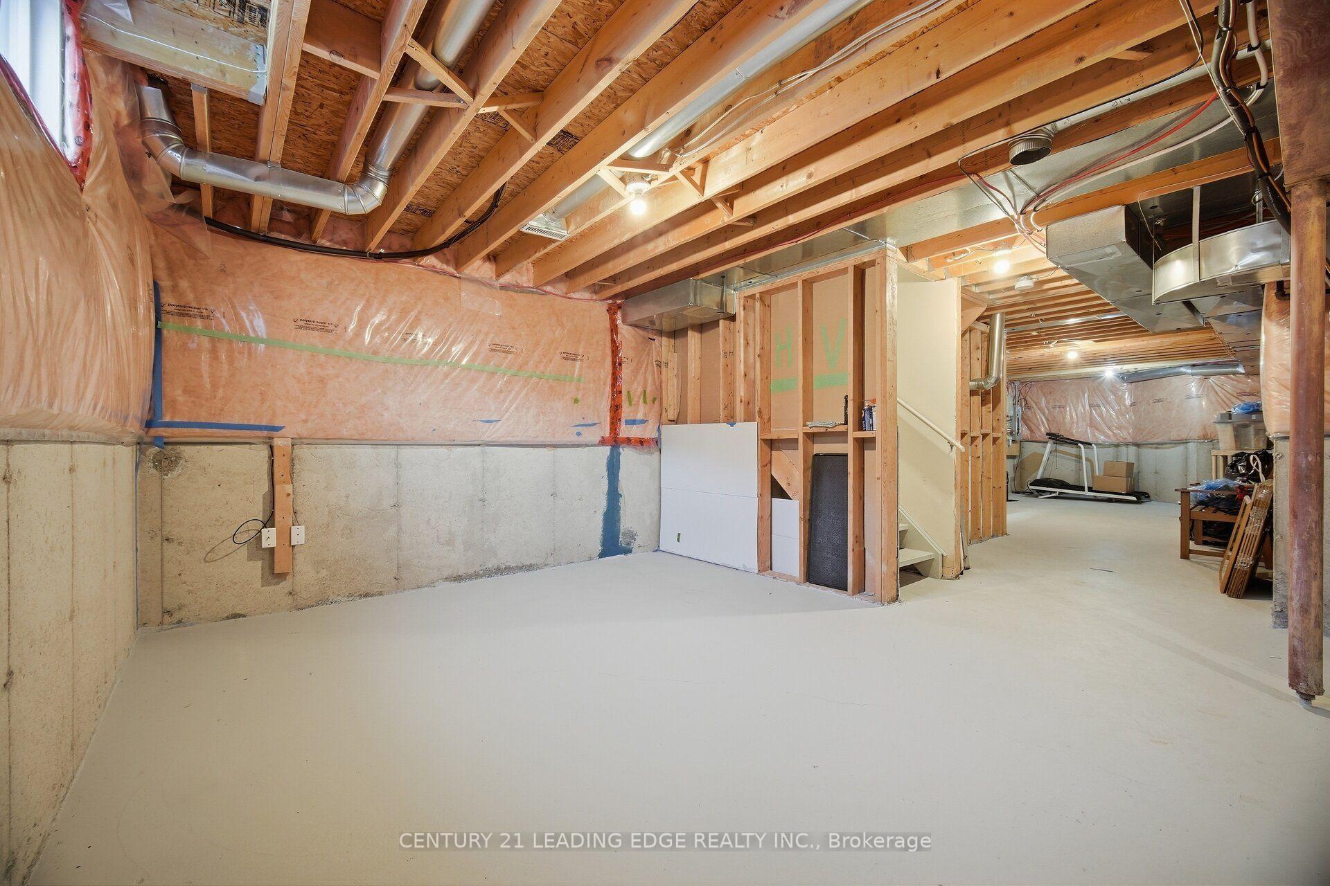 Photo 13 of 4079 Gunby Crescent, Burlington, Alton — HOMEH