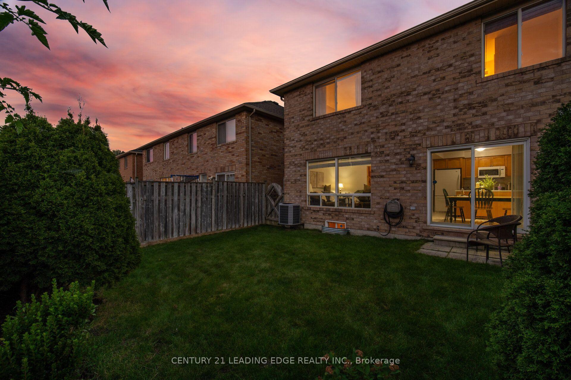 Photo 15 of 4079 Gunby Crescent, Burlington, Alton — HOMEH