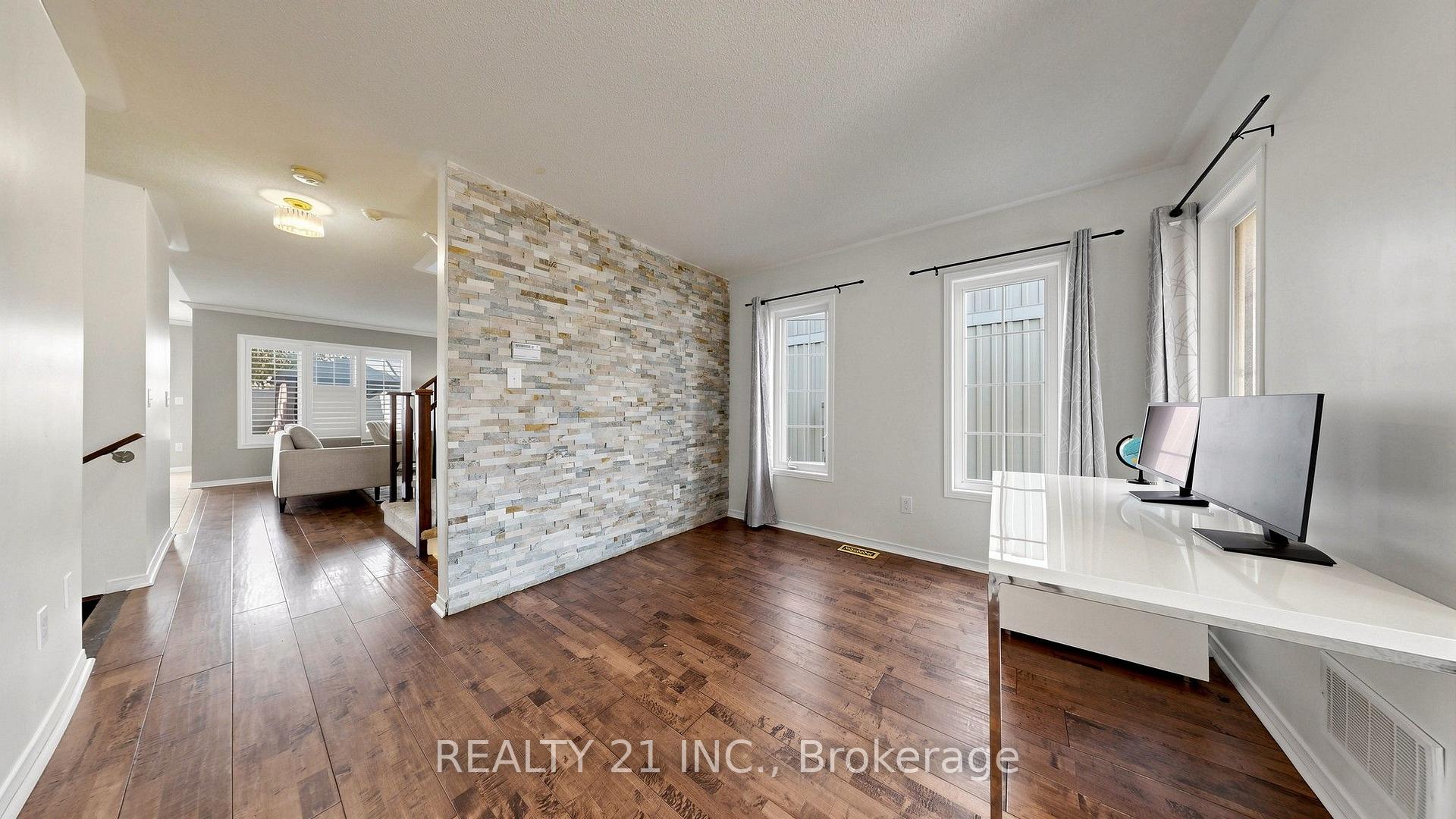 Photo 6 of 174 Honeyman Drive, Clarington, Bowmanville — HOMEH
