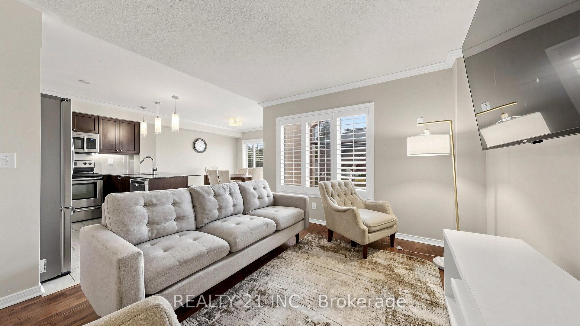 Photo 9 of 174 Honeyman Drive, Clarington, Bowmanville — HOMEH