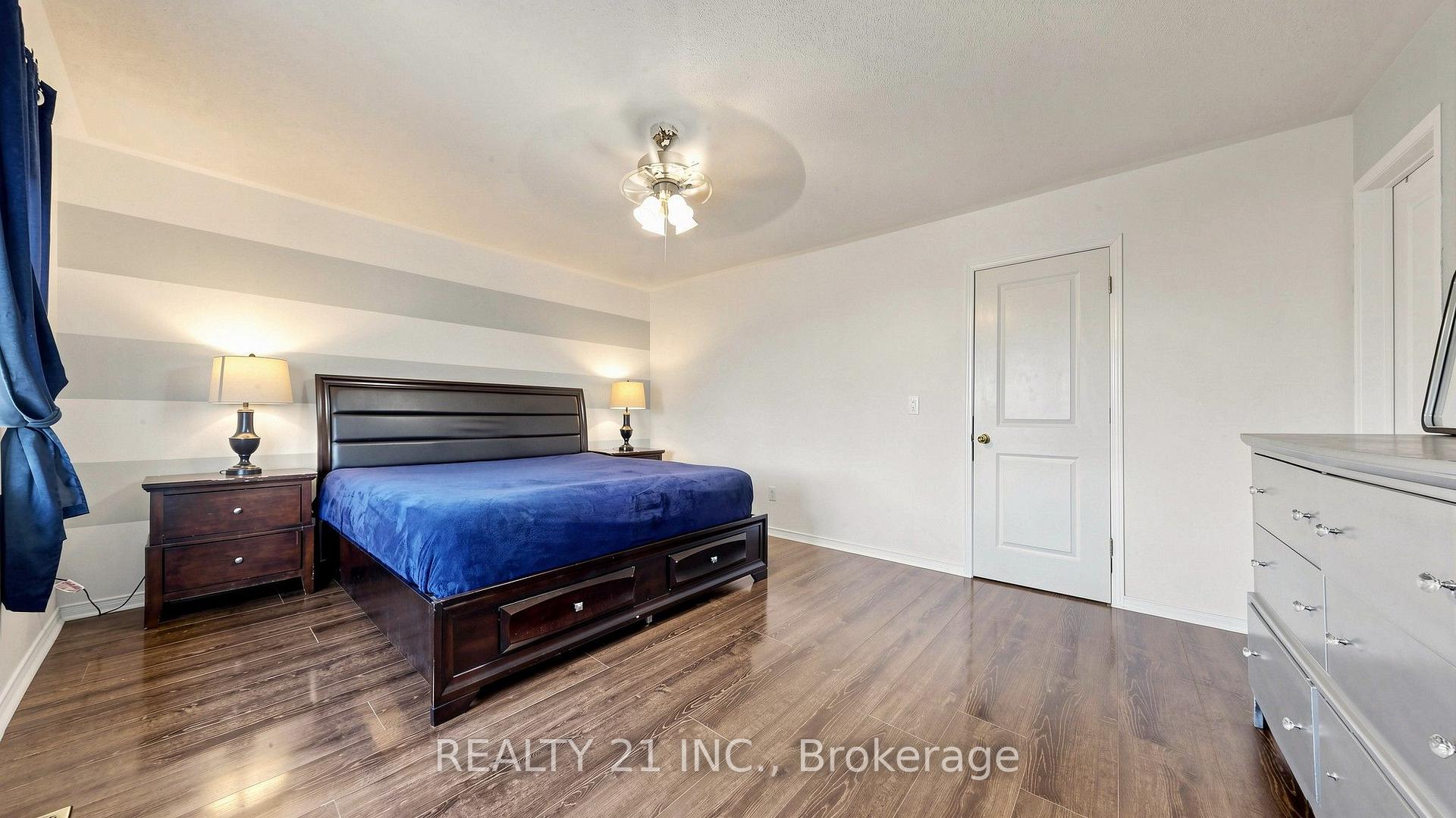 Photo 24 of 174 Honeyman Drive, Clarington, Bowmanville — HOMEH