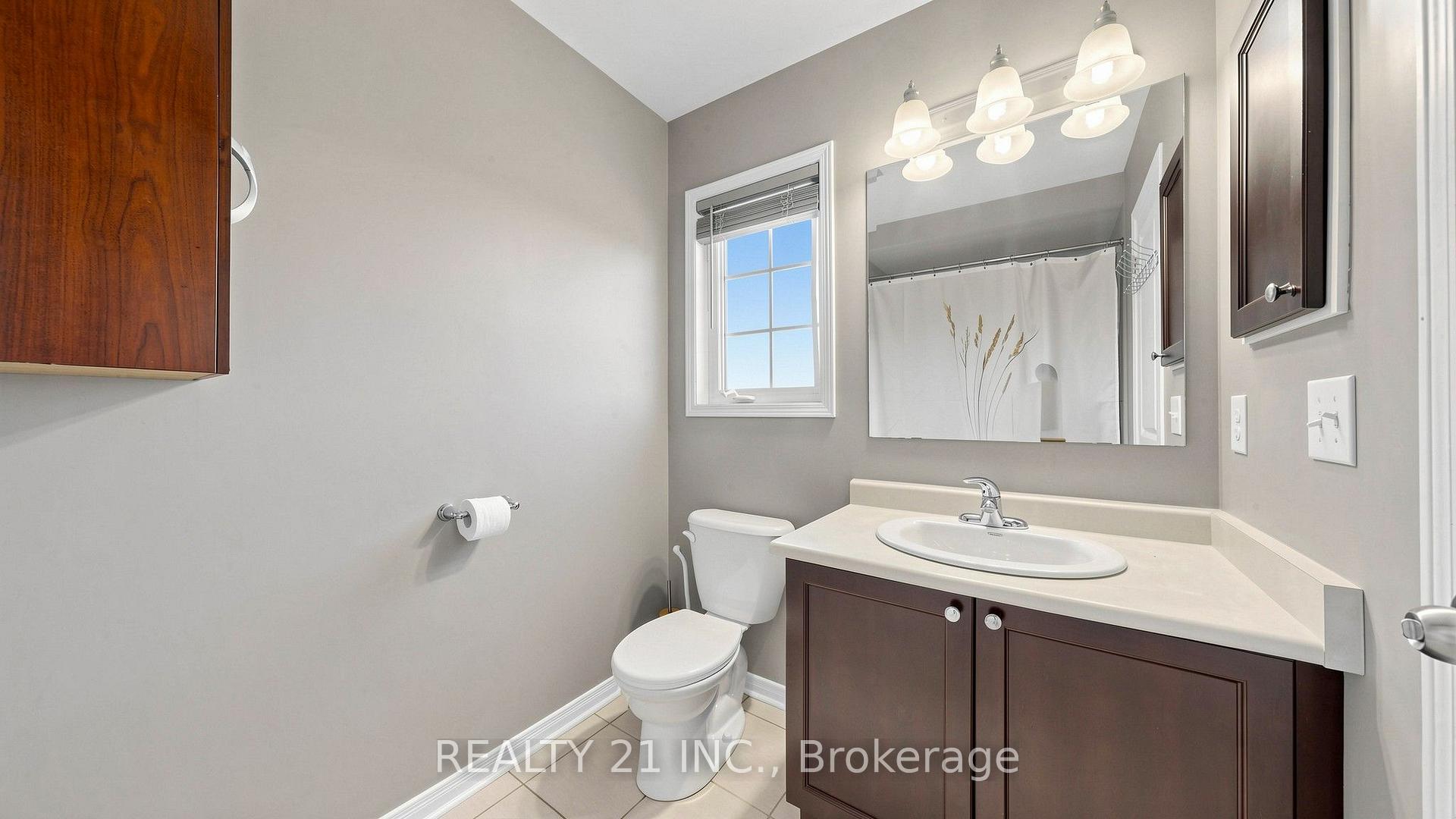 Photo 31 of 174 Honeyman Drive, Clarington, Bowmanville — HOMEH