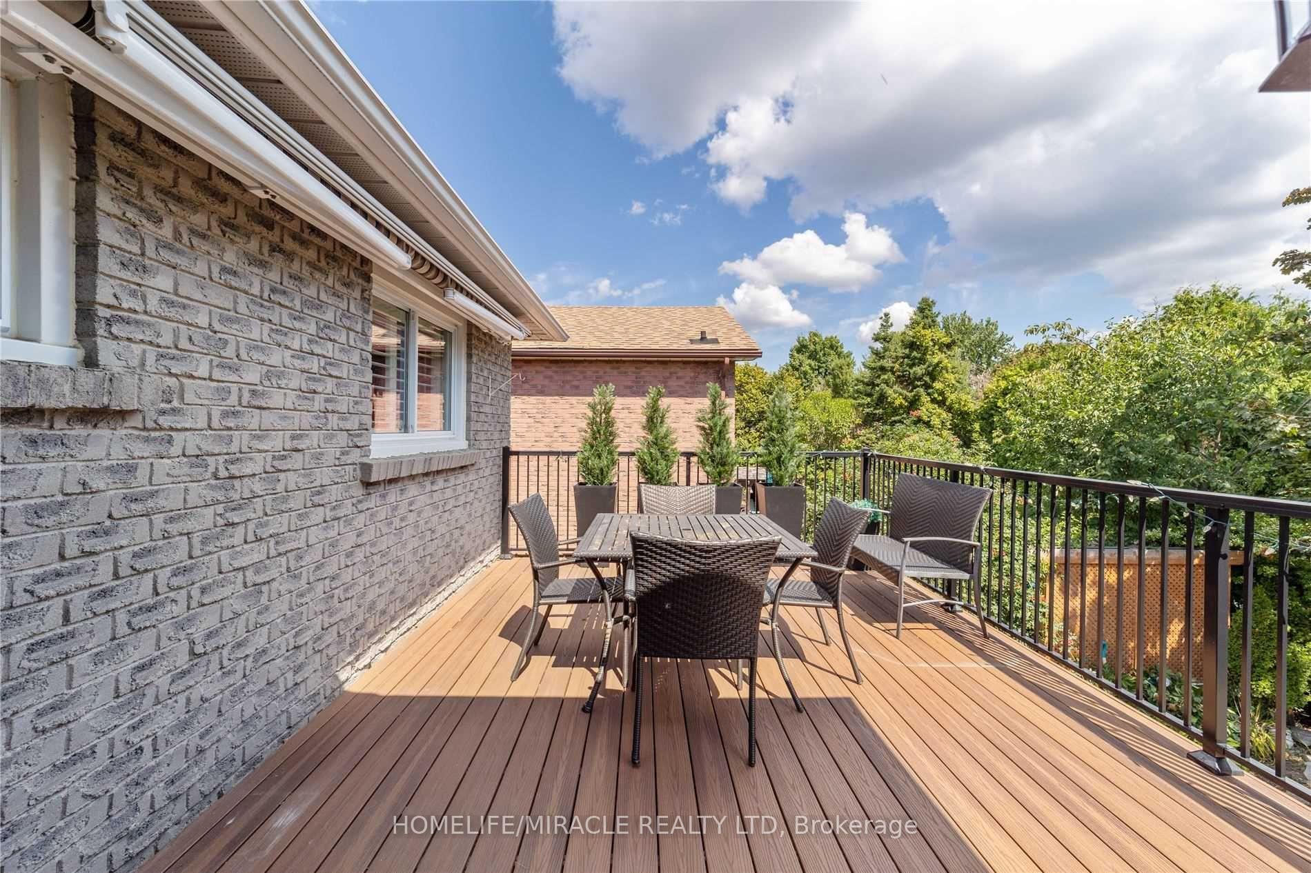 Photo 20 of 19 Bruntsfield Street, Clarington, Courtice — HOMEH