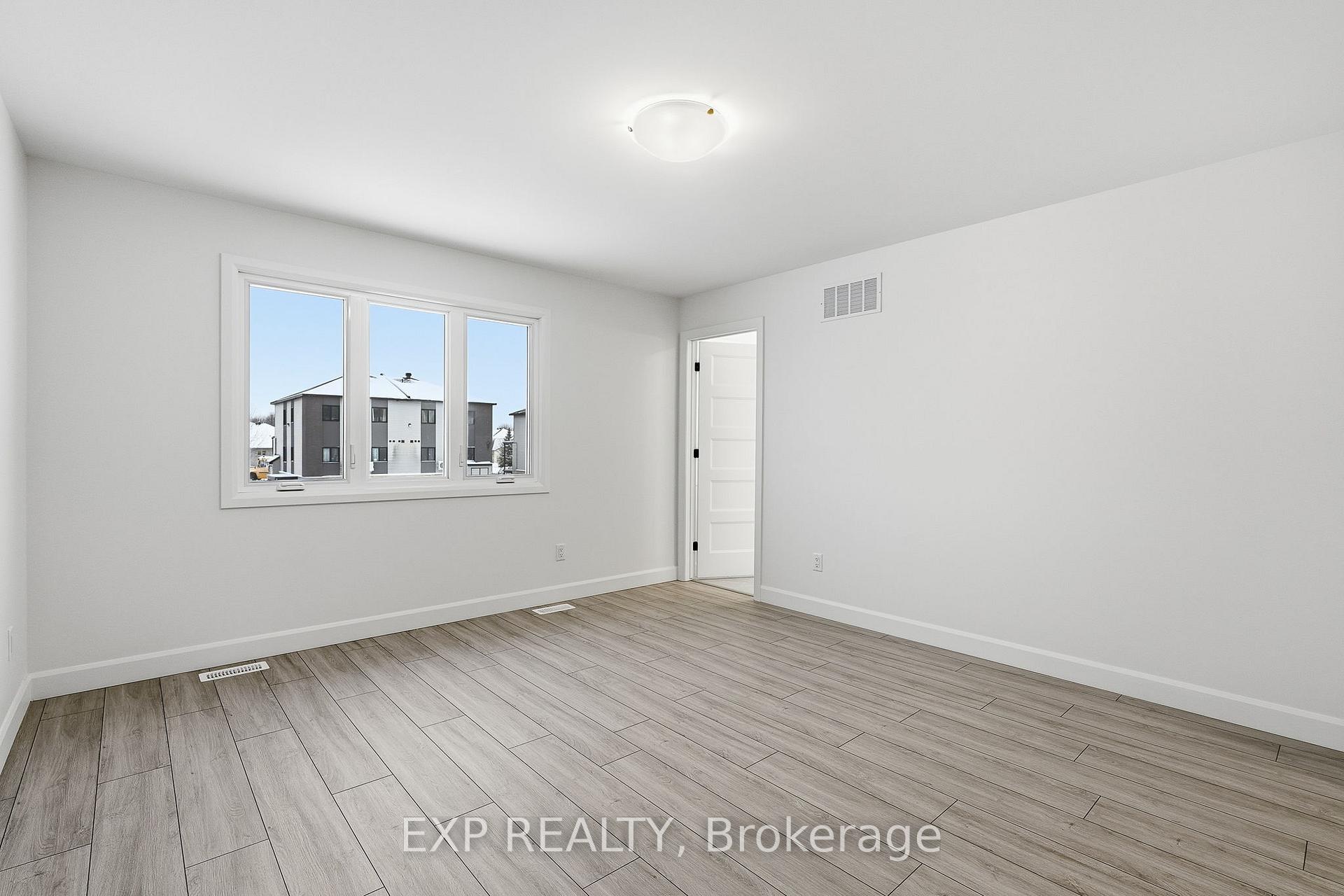 Photo 14 of 245 Sumac Street, The Nation, Limoges — HOMEH
