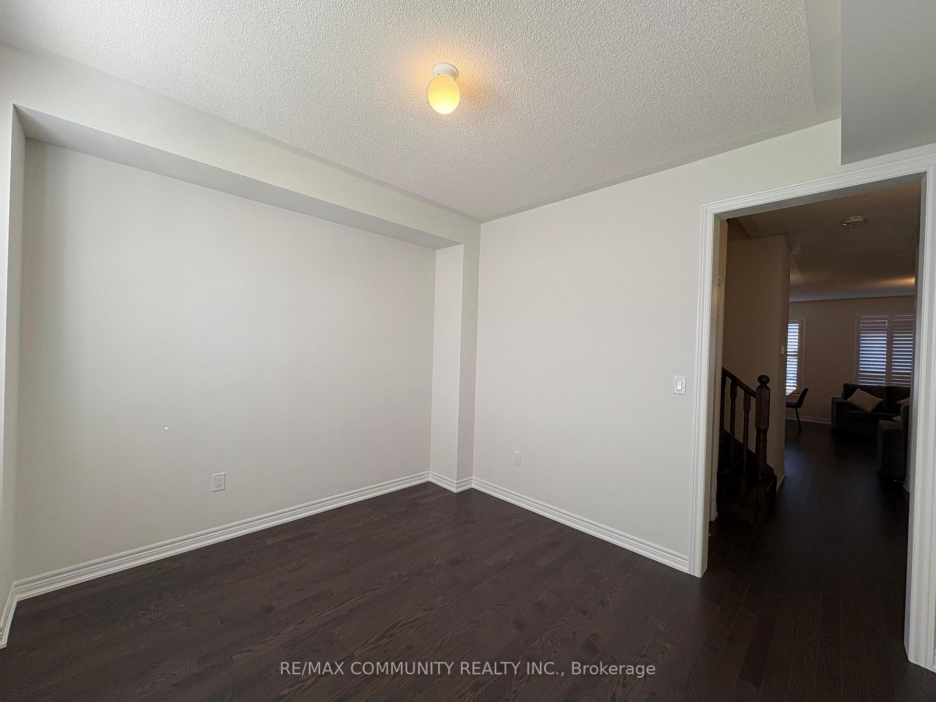 Photo 3 of 2905 Starlight Drive, Pickering, Rural Pickering — HOMEH