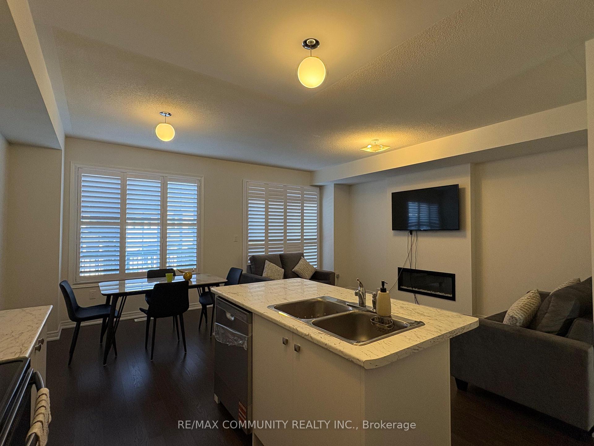 Photo 5 of 2905 Starlight Drive, Pickering, Rural Pickering — HOMEH