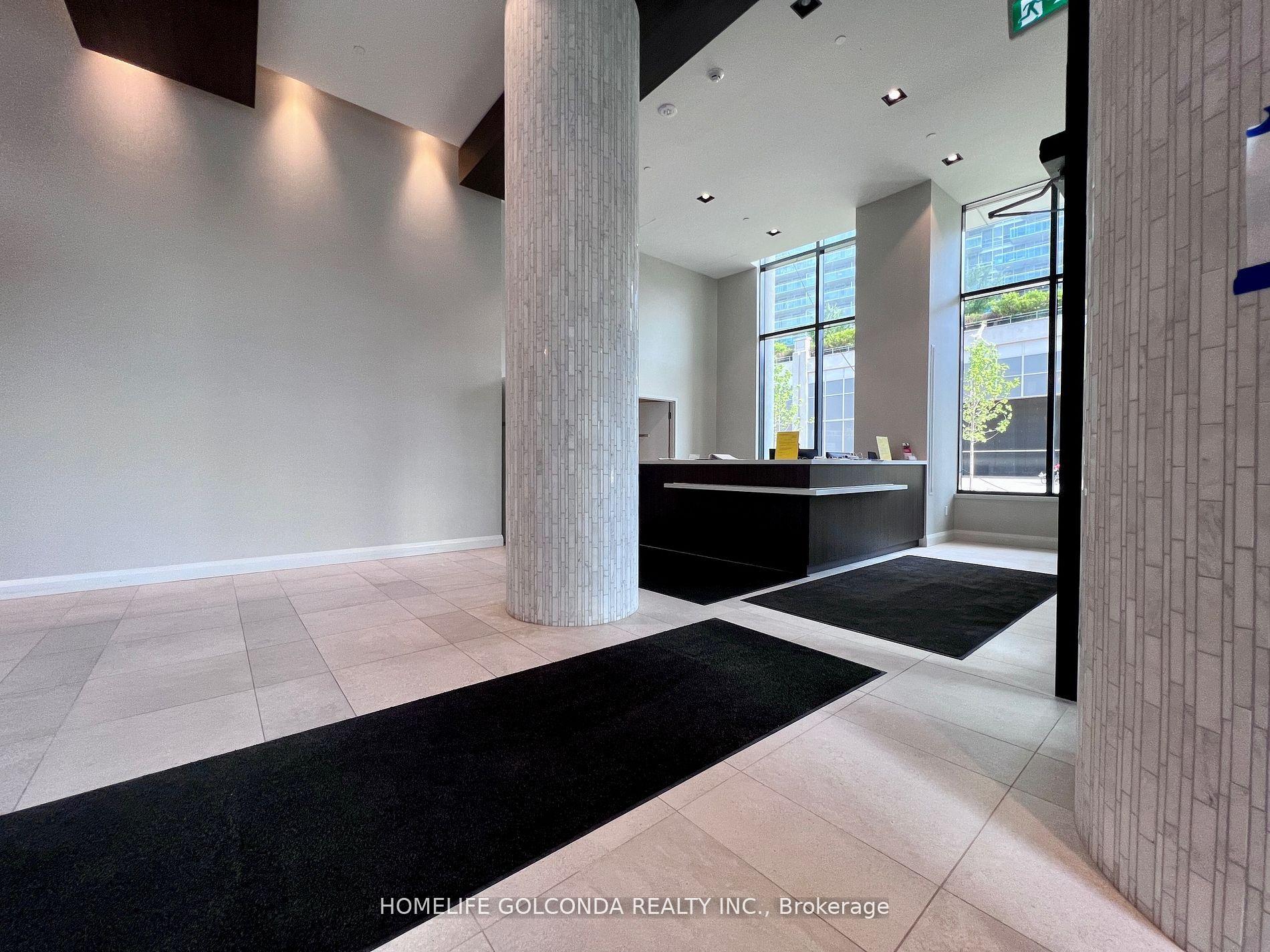 Photo 3 of Unit 608, 38 Annie Craig Drive, Etobicoke, Mimico — HOMEH