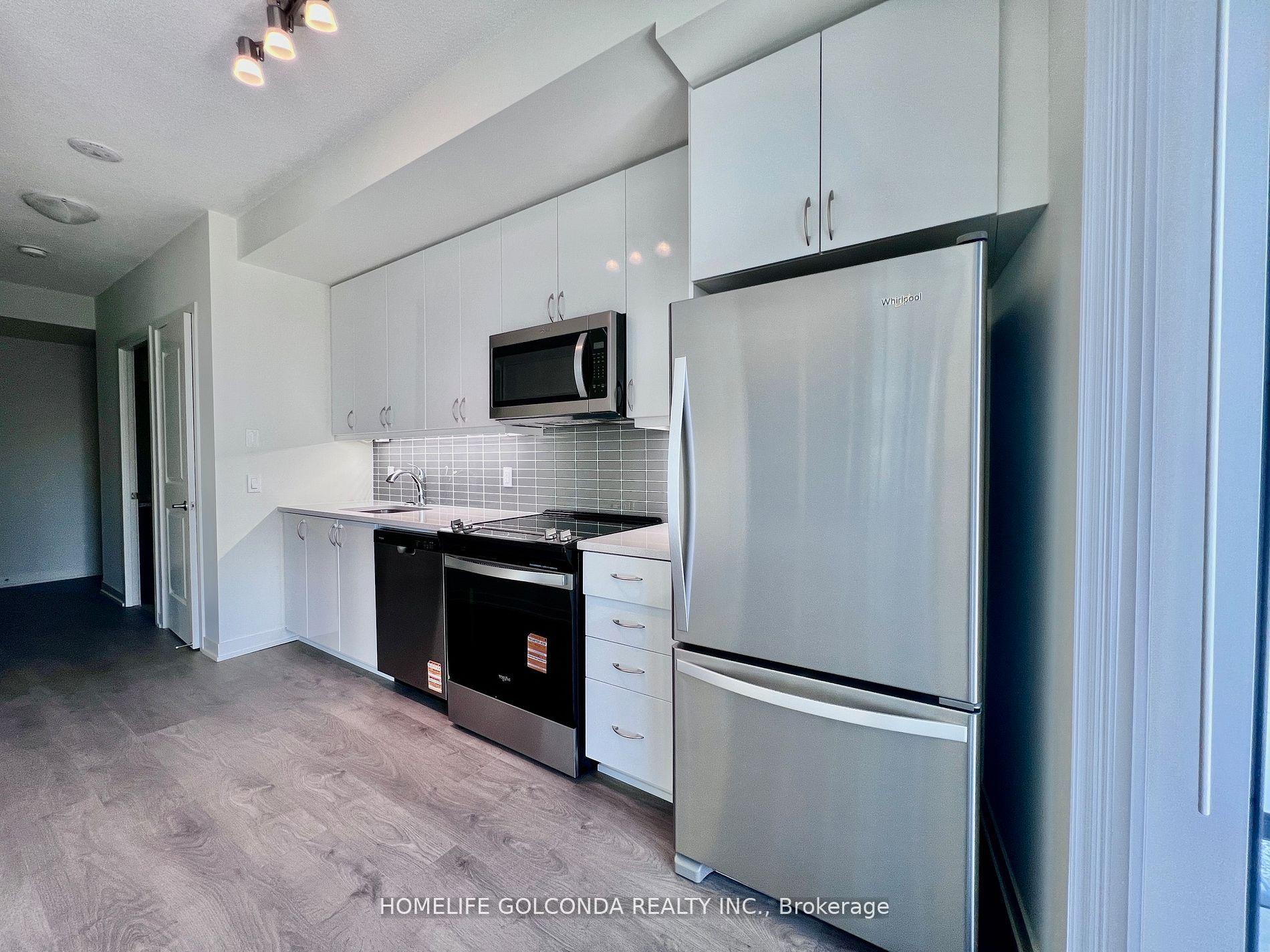 Photo 9 of Unit 608, 38 Annie Craig Drive, Etobicoke, Mimico — HOMEH
