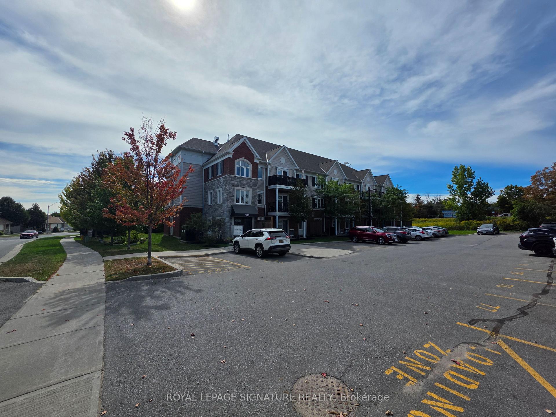 Photo 4 of Unit 102, 910 Wentworth Street, Peterborough, Otonabee Ward 1 — HOMEH