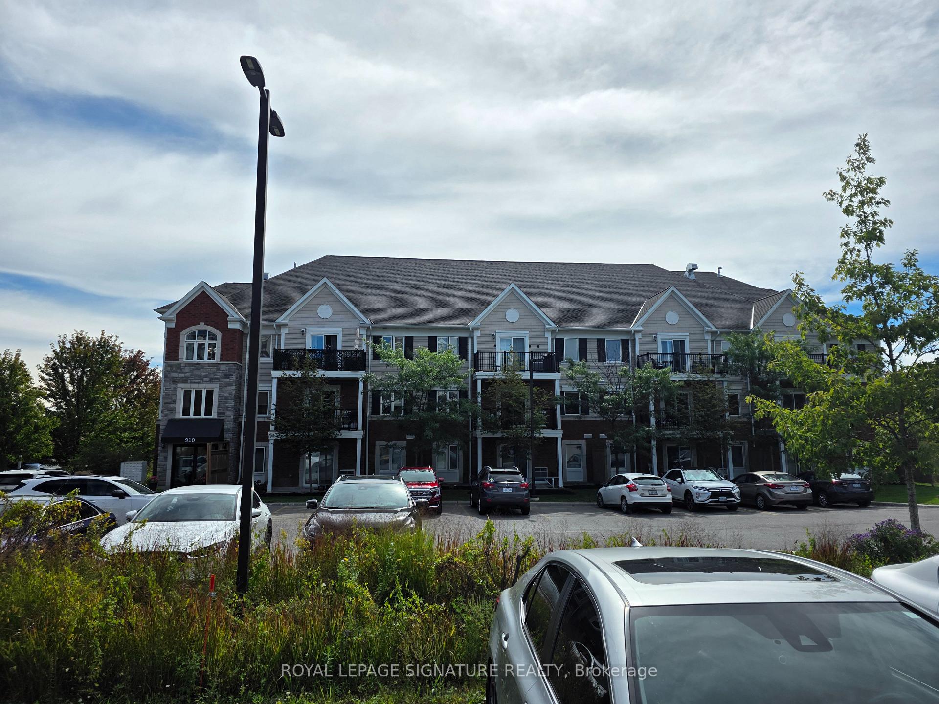 Photo 6 of Unit 102, 910 Wentworth Street, Peterborough, Otonabee Ward 1 — HOMEH