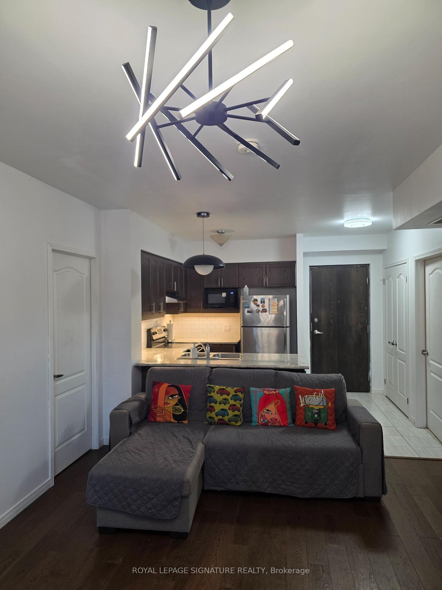 Photo 38 of Unit 102, 910 Wentworth Street, Peterborough, Otonabee Ward 1 — HOMEH
