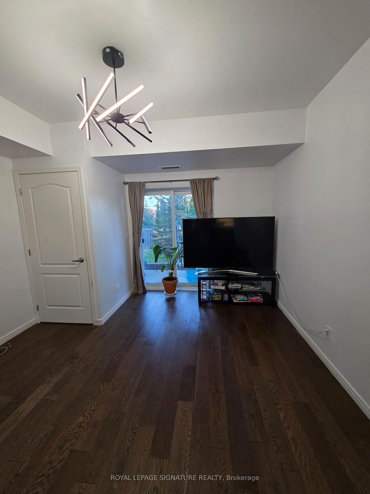 Photo 40 of Unit 102, 910 Wentworth Street, Peterborough, Otonabee Ward 1 — HOMEH