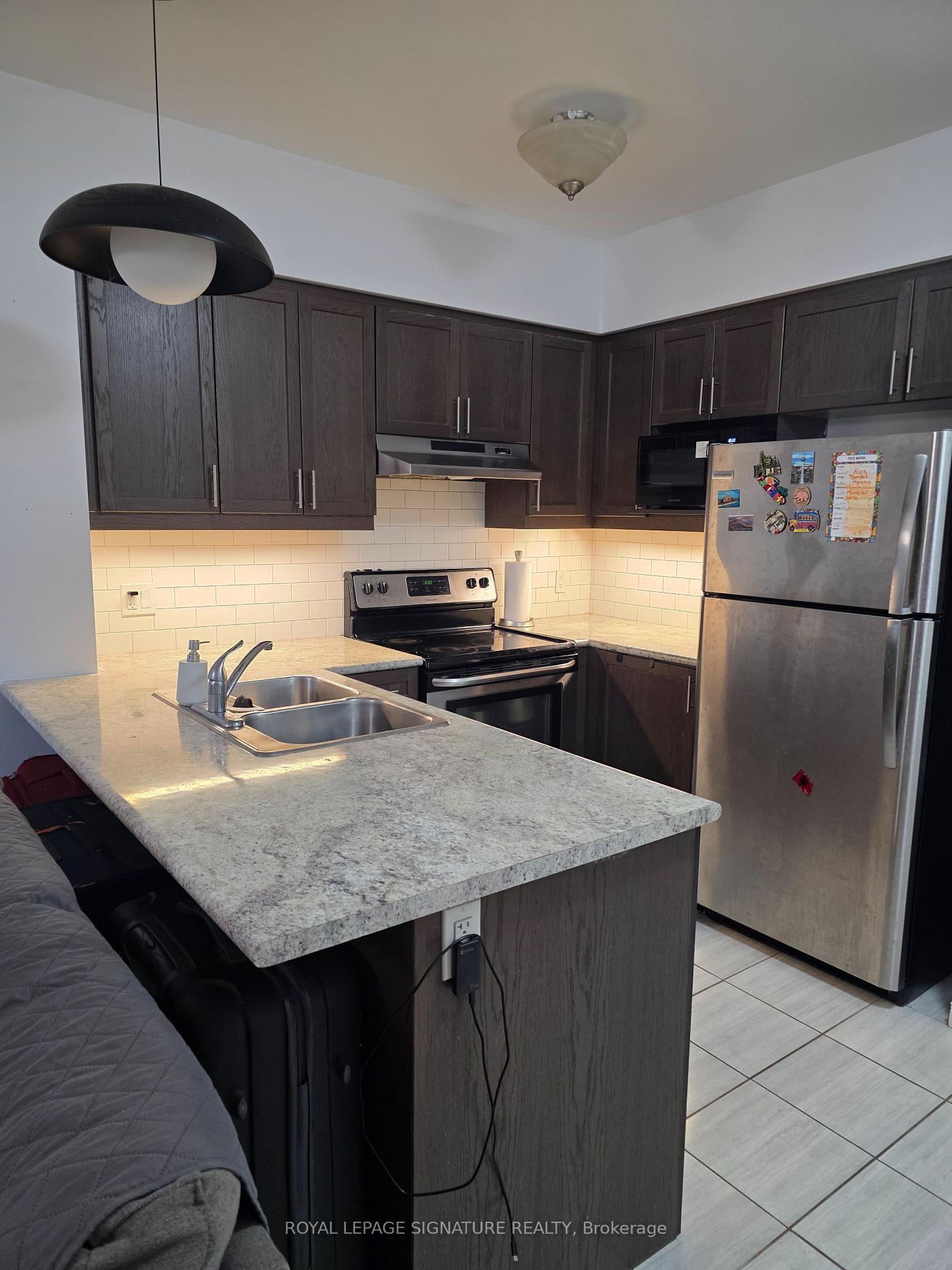 Photo 43 of Unit 102, 910 Wentworth Street, Peterborough, Otonabee Ward 1 — HOMEH