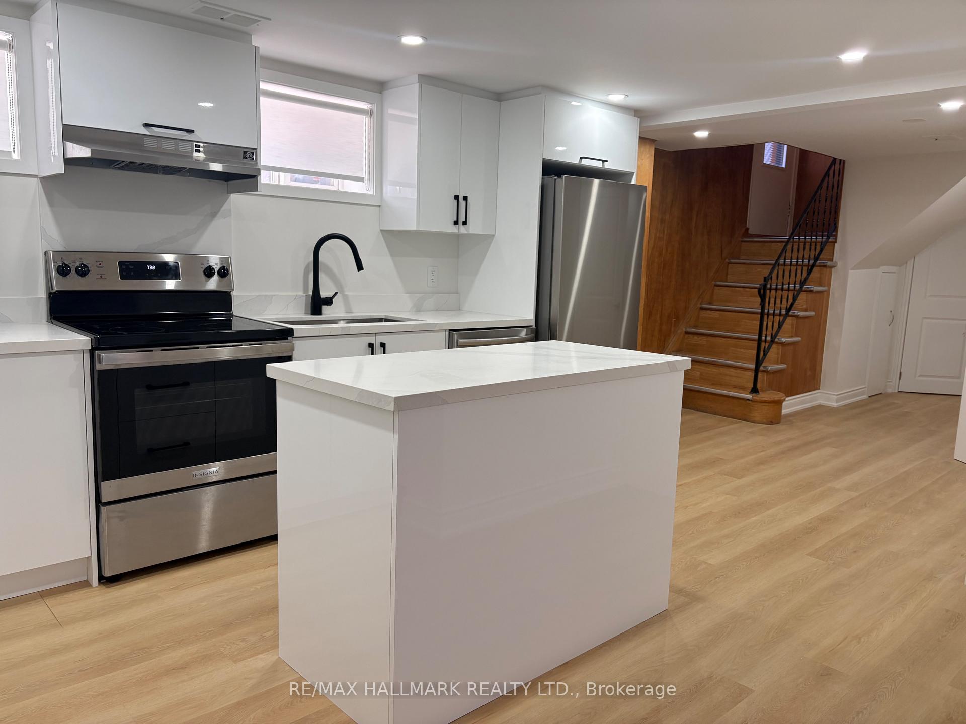 Photo 7 of Unit LOWER, 67 Saskatoon Drive, Etobicoke, Kingsview Village-The Westway — HOMEH