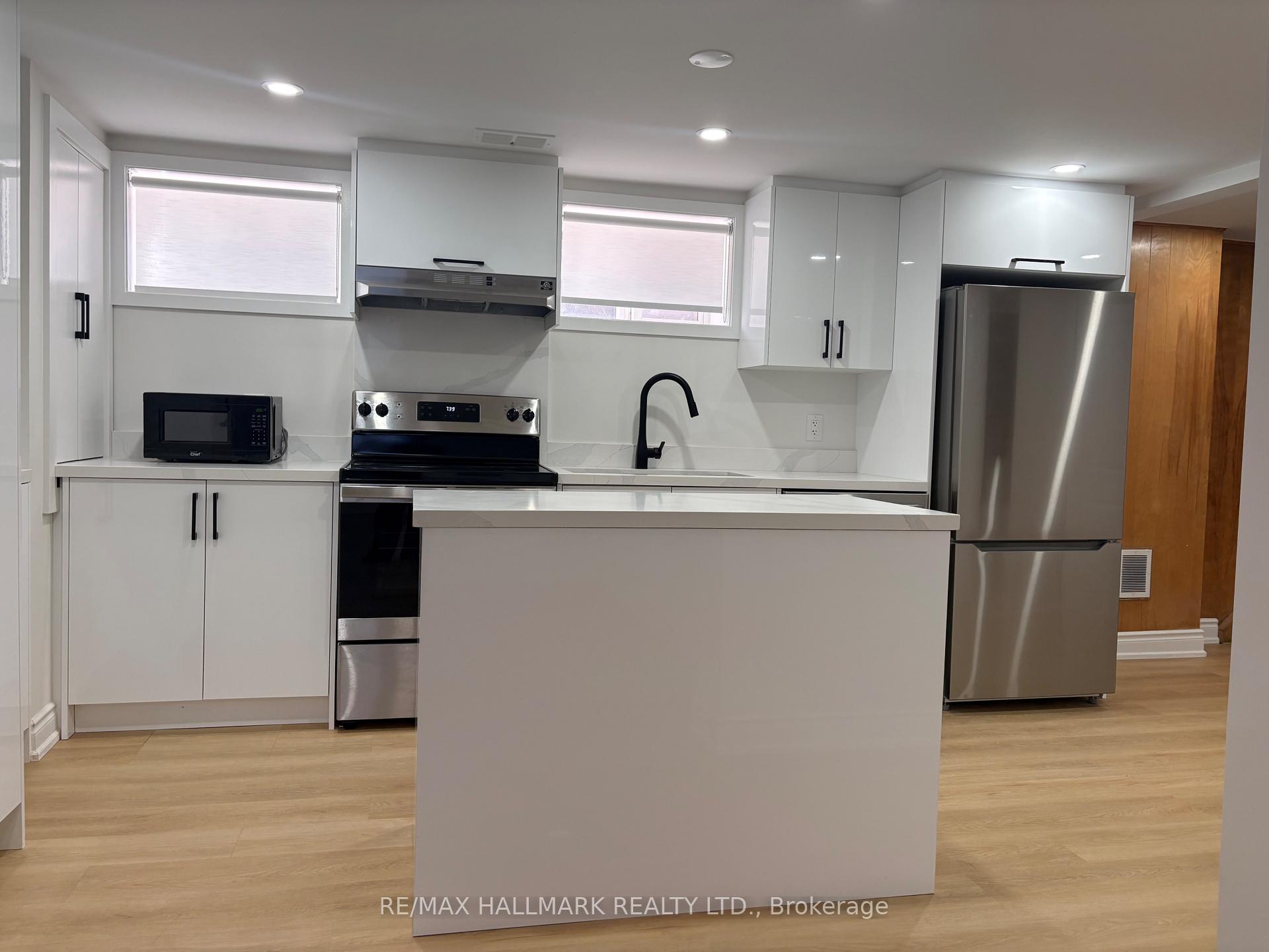 Photo 8 of Unit LOWER, 67 Saskatoon Drive, Etobicoke, Kingsview Village-The Westway — HOMEH