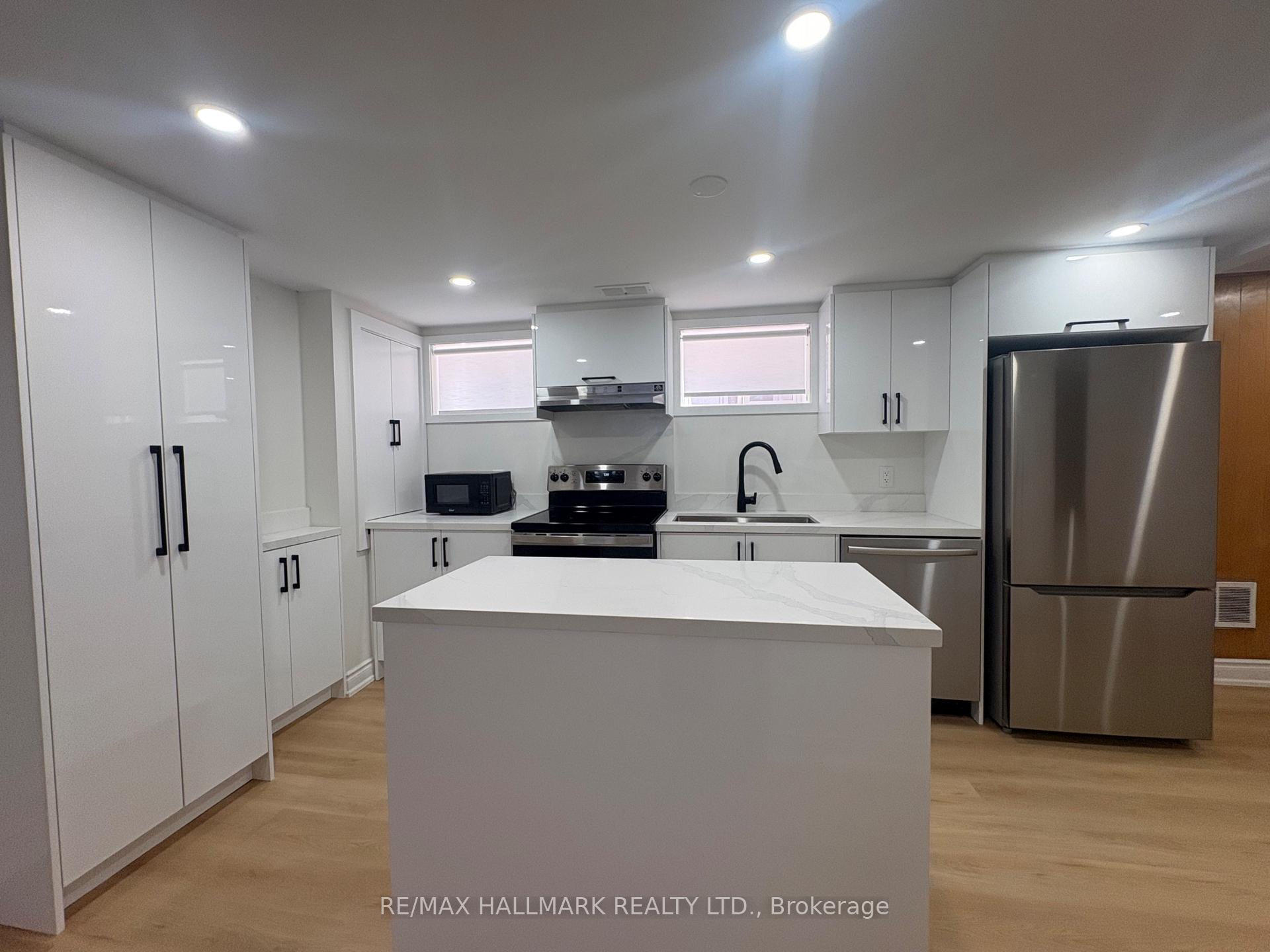Photo 12 of Unit LOWER, 67 Saskatoon Drive, Etobicoke, Kingsview Village-The Westway — HOMEH