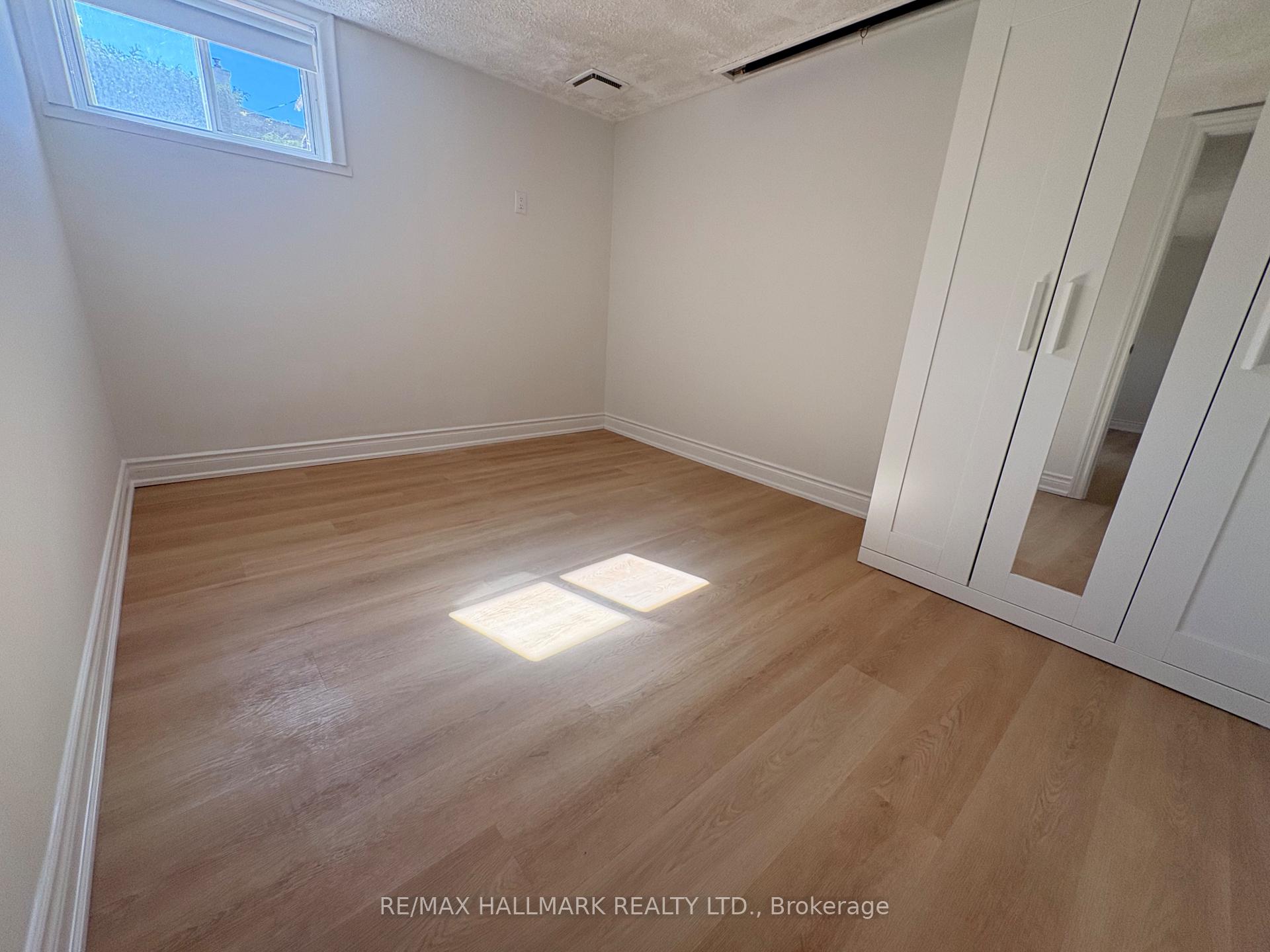 Photo 18 of Unit LOWER, 67 Saskatoon Drive, Etobicoke, Kingsview Village-The Westway — HOMEH