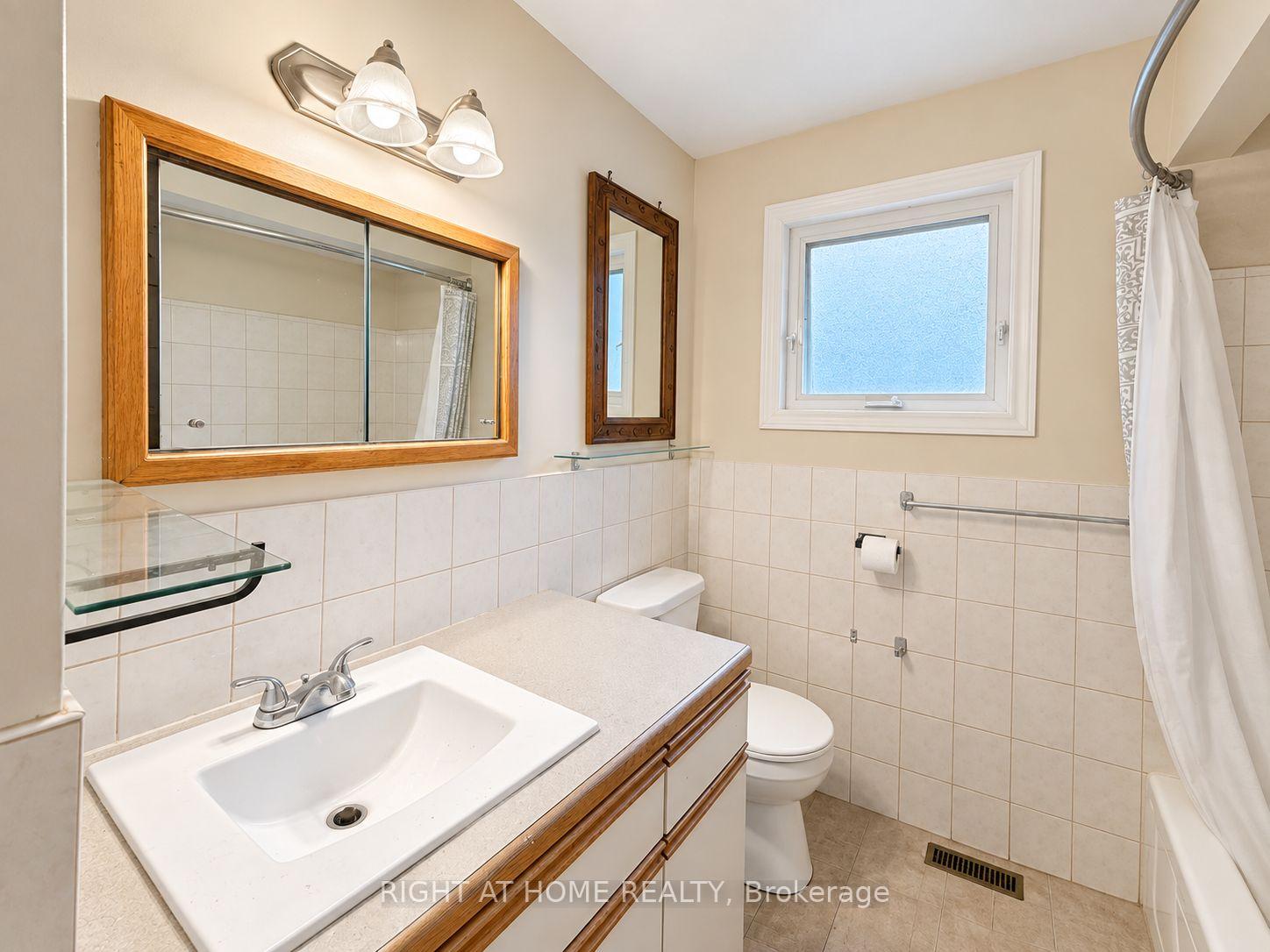 Photo 9 of Unit Upper, 2201 Bridge Road, Oakville, West — HOMEH
