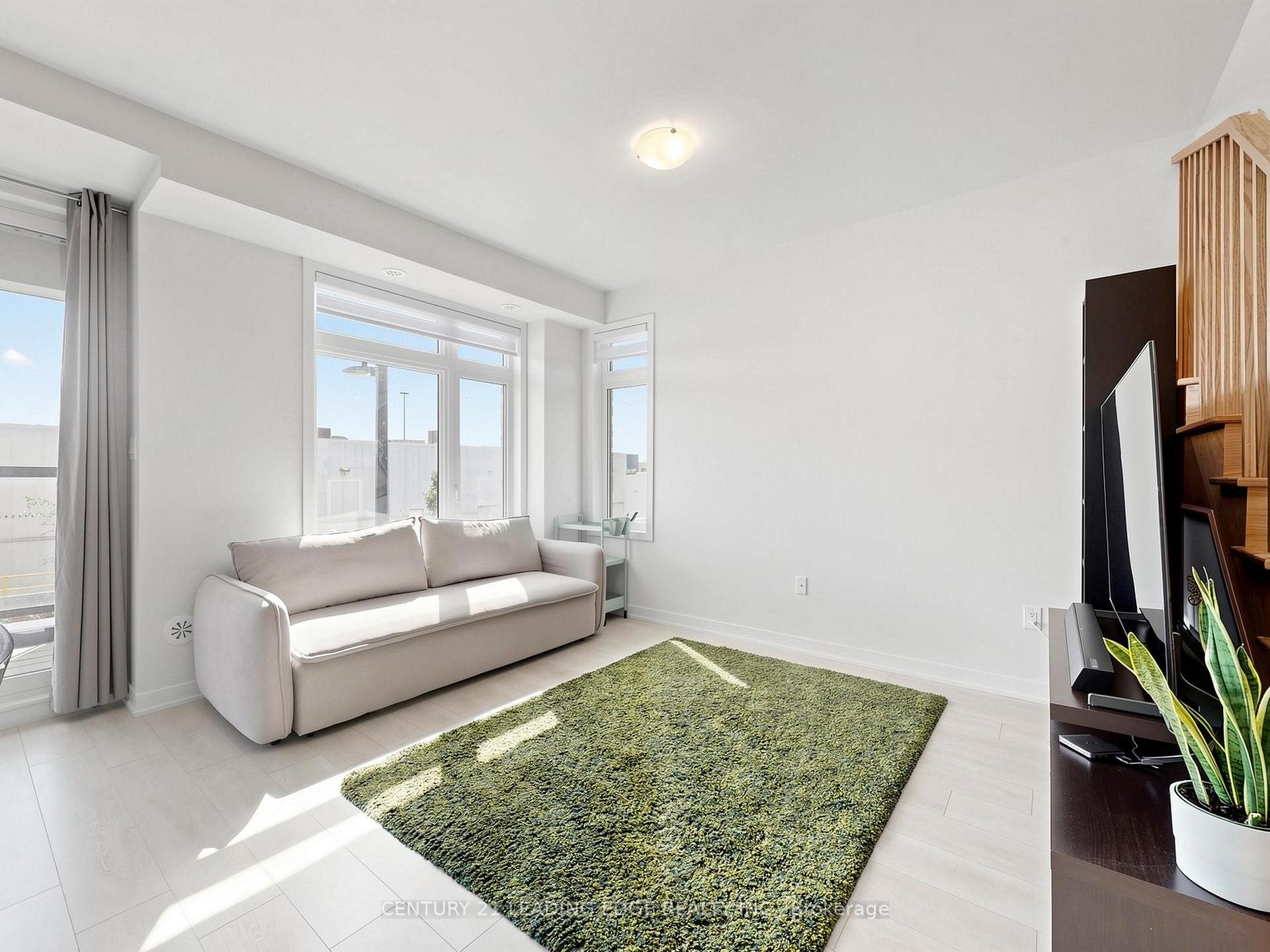 Photo 3 of Unit 808, 1865 Pickering Parkway, Pickering, Village East — HOMEH