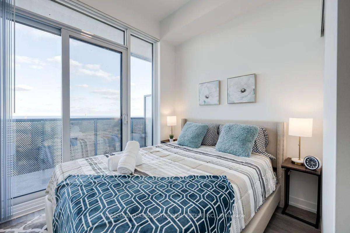 Photo 8 of Unit 6105, 55 Cooper Street, Toronto, Waterfront Communities — HOMEH
